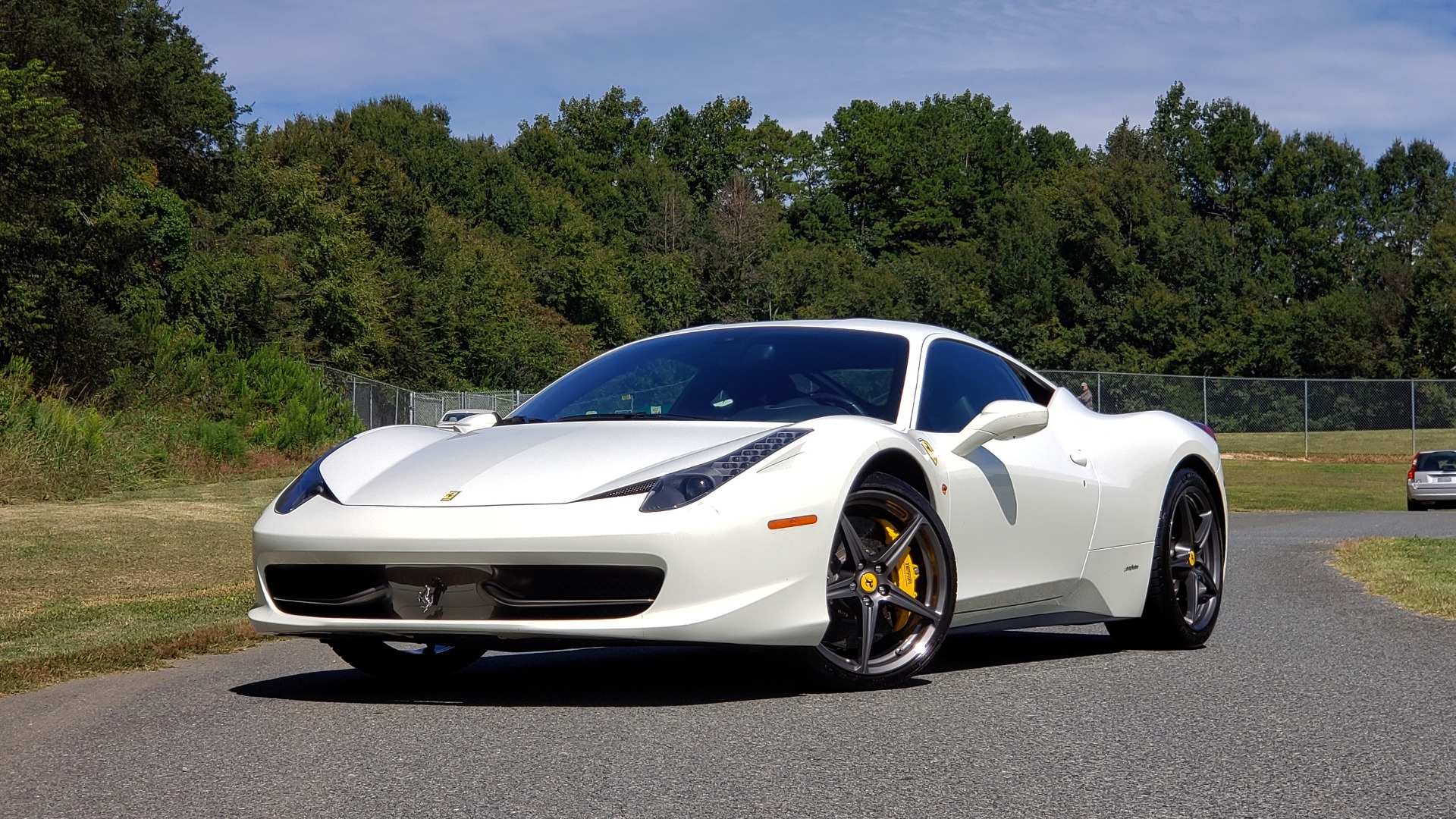 Used 2012 Ferrari 458 ITALIA COUPE / 4.5L V8 / 7-SPEED AUTO / LOW MILES SUPER CLEAN for sale Sold at Formula Imports in Charlotte NC 28227 4