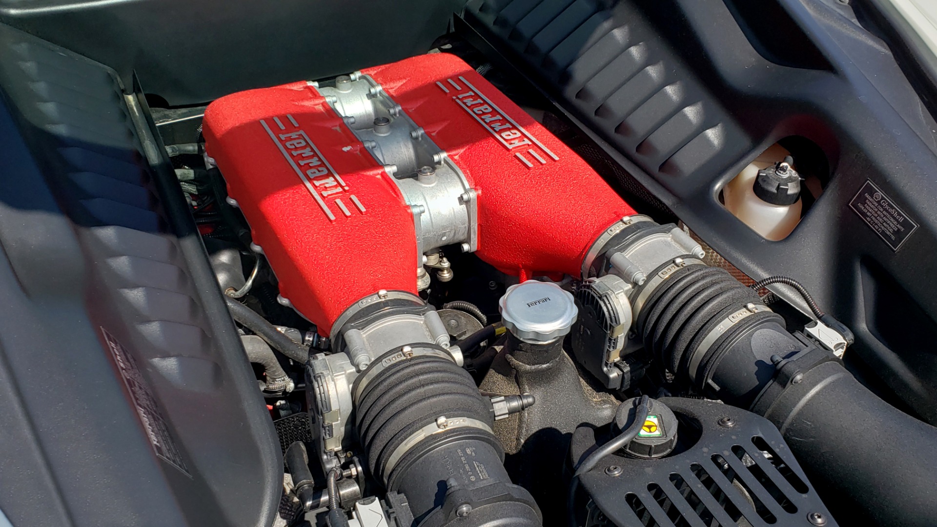Used 2012 Ferrari 458 ITALIA COUPE / 4.5L V8 / 7-SPEED AUTO / LOW MILES SUPER CLEAN for sale Sold at Formula Imports in Charlotte NC 28227 45