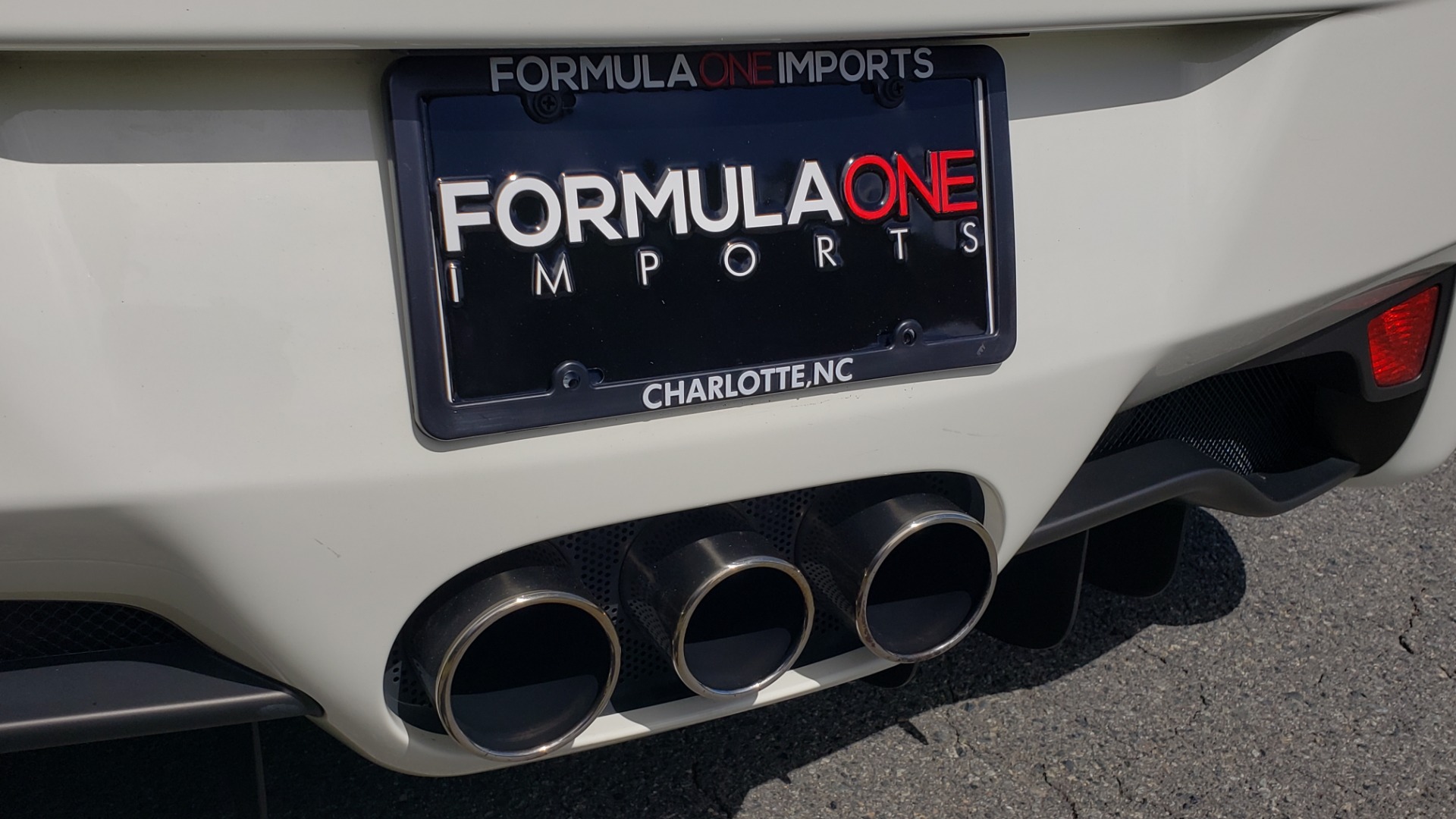 Used 2012 Ferrari 458 ITALIA COUPE / 4.5L V8 / 7-SPEED AUTO / LOW MILES SUPER CLEAN for sale Sold at Formula Imports in Charlotte NC 28227 52