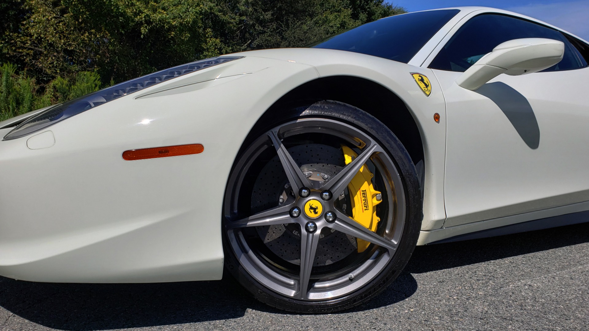 Used 2012 Ferrari 458 ITALIA COUPE / 4.5L V8 / 7-SPEED AUTO / LOW MILES SUPER CLEAN for sale Sold at Formula Imports in Charlotte NC 28227 7