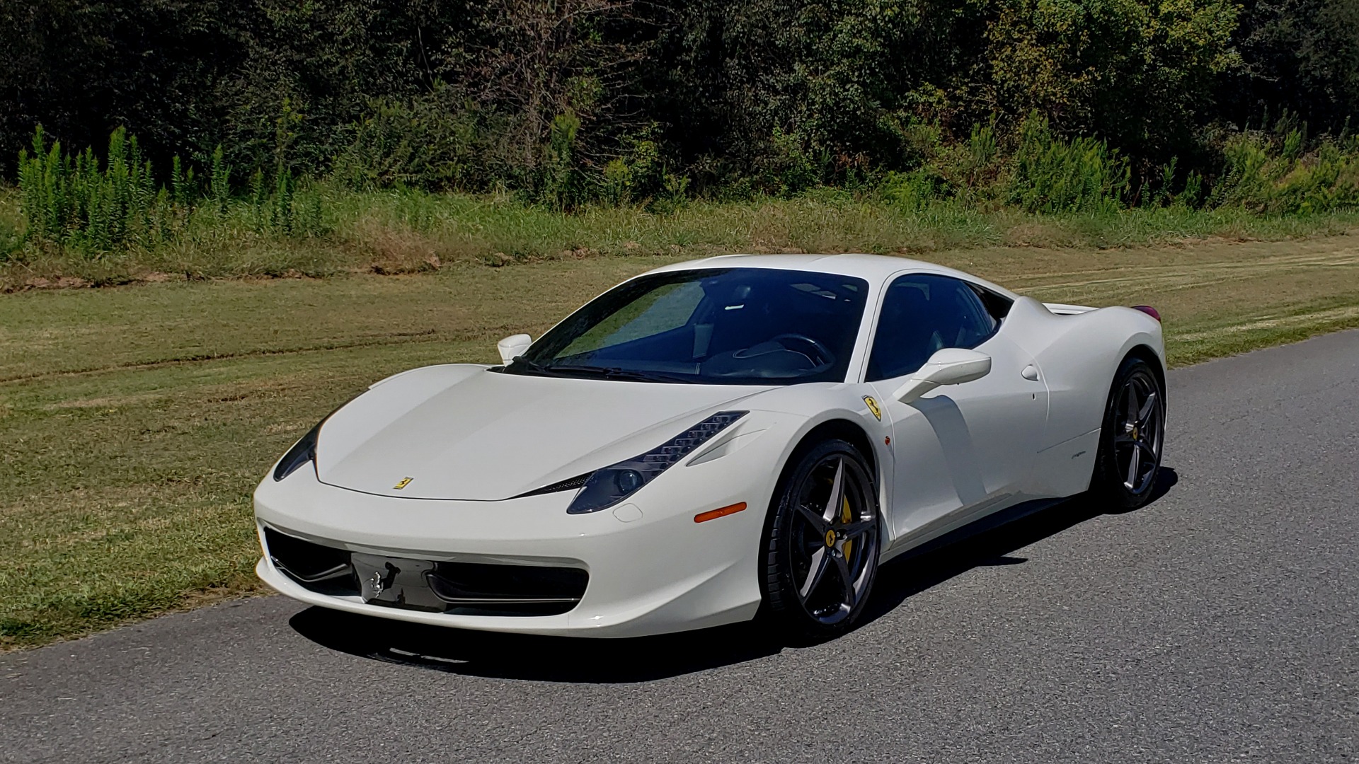 Used 2012 Ferrari 458 ITALIA COUPE / 4.5L V8 / 7-SPEED AUTO / LOW MILES SUPER CLEAN for sale Sold at Formula Imports in Charlotte NC 28227 8
