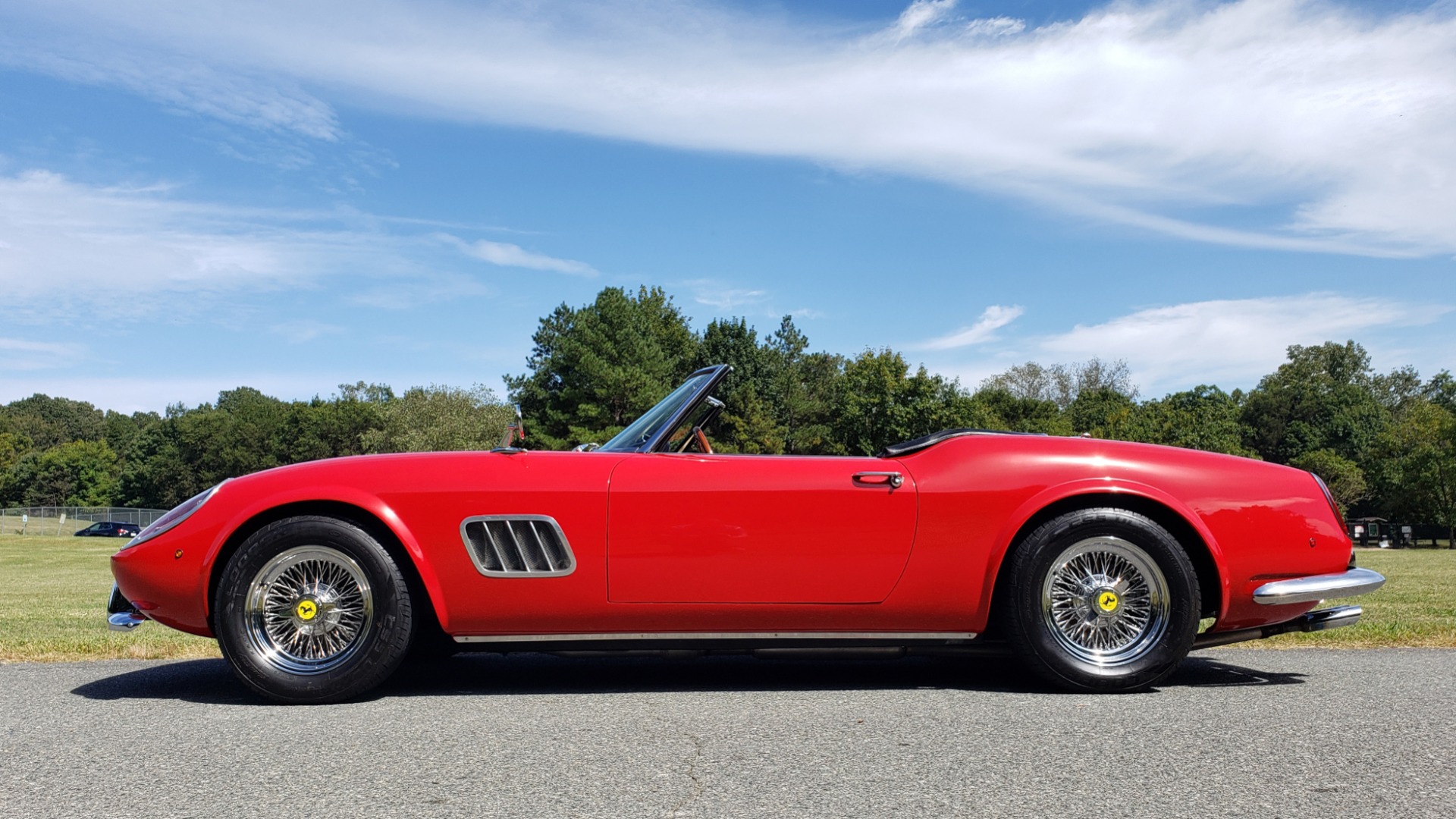 Used 1961 Ferrari 250GT SWB CALIFORNIA REPLICA / 302CI V8 / TREMEC 5-SPEED for sale Sold at Formula Imports in Charlotte NC 28227 11