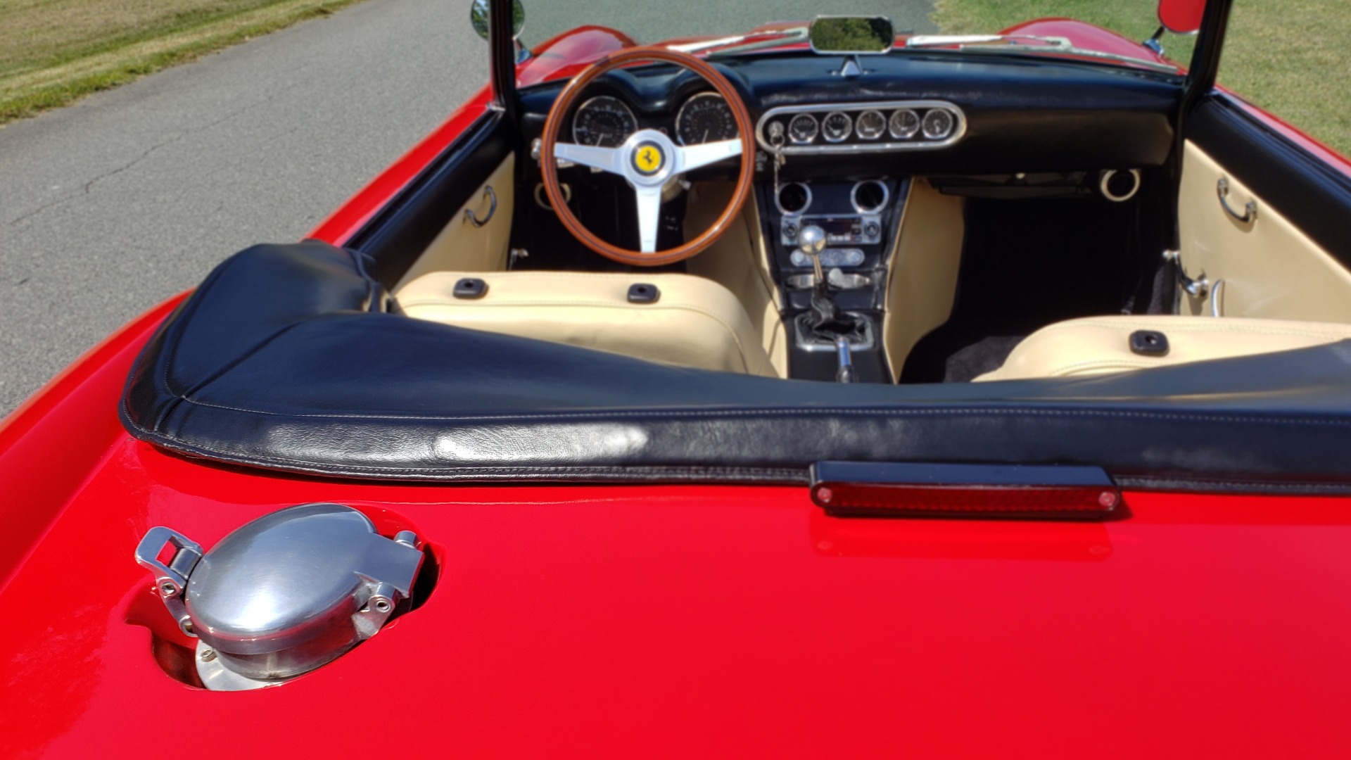 Used 1961 Ferrari 250GT SWB CALIFORNIA REPLICA / 302CI V8 / TREMEC 5-SPEED for sale Sold at Formula Imports in Charlotte NC 28227 17