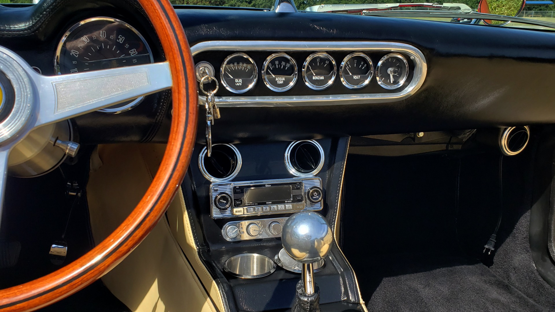 Used 1961 Ferrari 250GT SWB CALIFORNIA REPLICA / 302CI V8 / TREMEC 5-SPEED for sale Sold at Formula Imports in Charlotte NC 28227 22