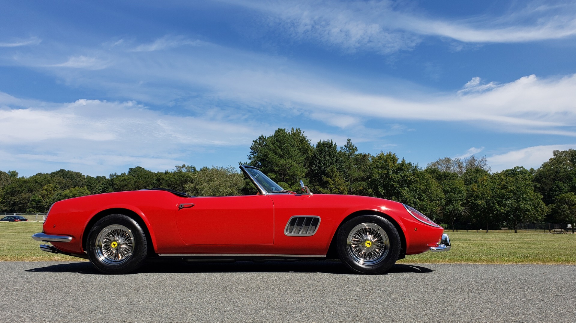 Used 1961 Ferrari 250GT SWB CALIFORNIA REPLICA / 302CI V8 / TREMEC 5-SPEED for sale Sold at Formula Imports in Charlotte NC 28227 25