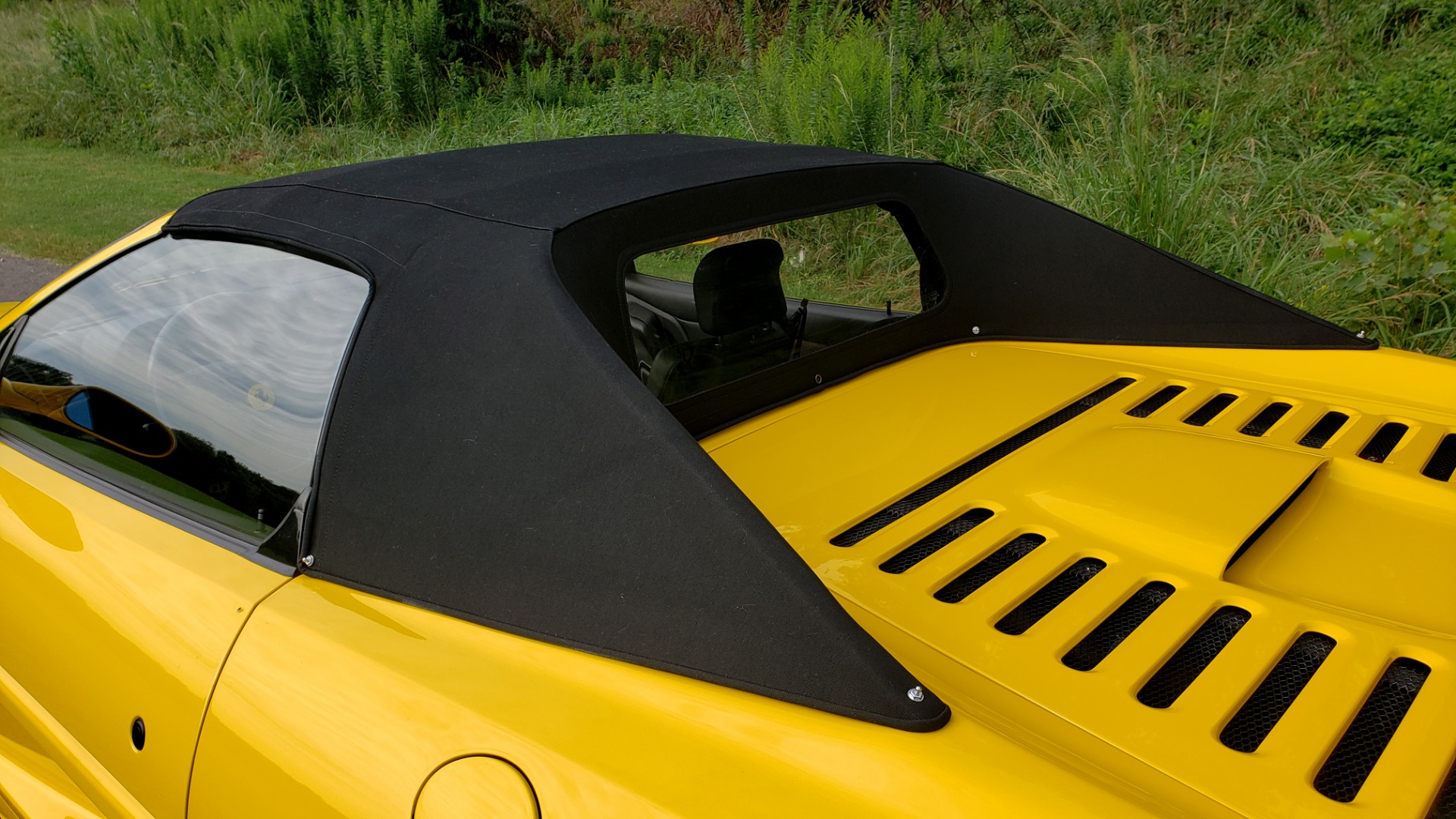 Used 1996 Ferrari F355 SPIDER / GATED 6-SPEED MANUAL / LOW MILES / NEW TIRES for sale Sold at Formula Imports in Charlotte NC 28227 10