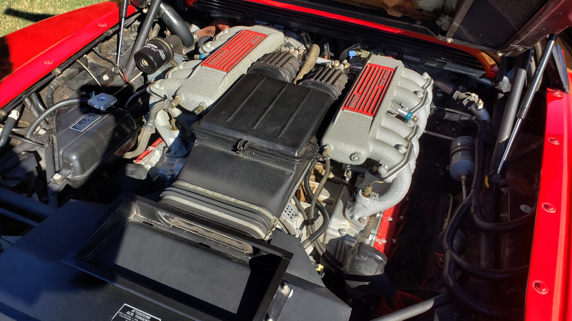 Used 1988 Ferrari TESTAROSSA COUPE / 4.9L FLAT-12 / 5-SPEED MANUAL / LOW MILES SUPER CLEAN for sale Sold at Formula Imports in Charlotte NC 28227 19