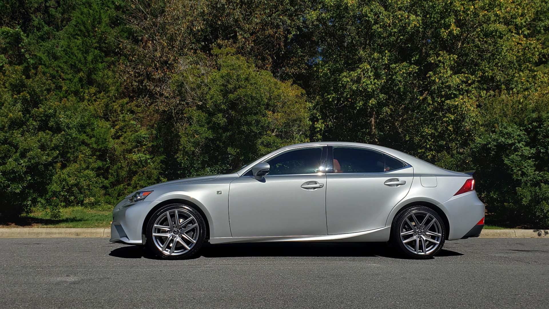 Used 2015 Lexus IS 350 F-SPORT / AWD / NAV / SUNROOF / BSM / REARVIEW for sale Sold at Formula Imports in Charlotte NC 28227 2