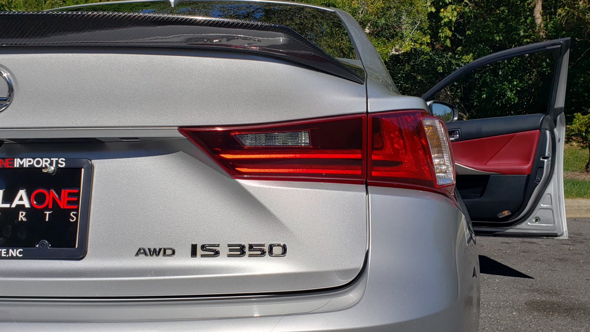 Used 2015 Lexus IS 350 F-SPORT / AWD / NAV / SUNROOF / BSM / REARVIEW for sale Sold at Formula Imports in Charlotte NC 28227 31
