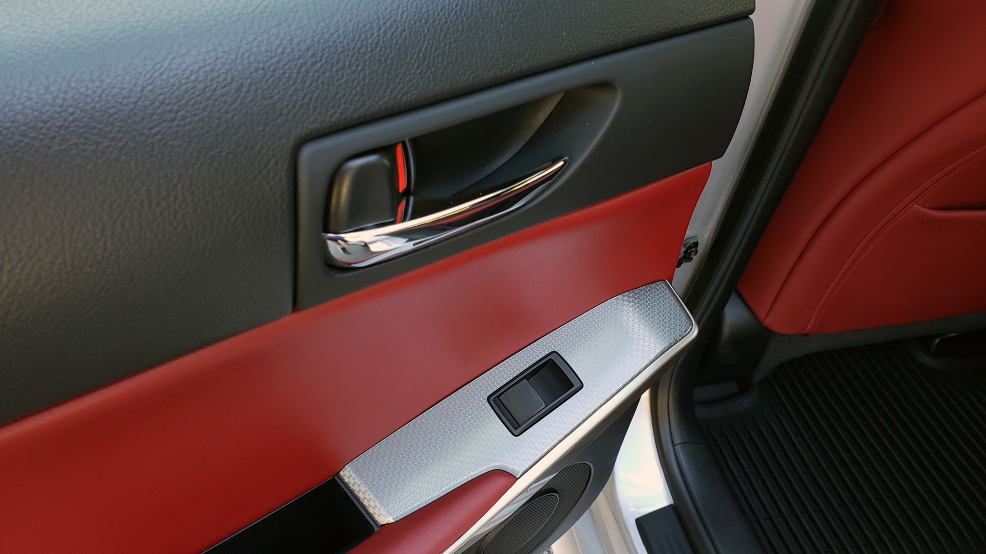 Used 2015 Lexus IS 350 F-SPORT / AWD / NAV / SUNROOF / BSM / REARVIEW for sale Sold at Formula Imports in Charlotte NC 28227 60