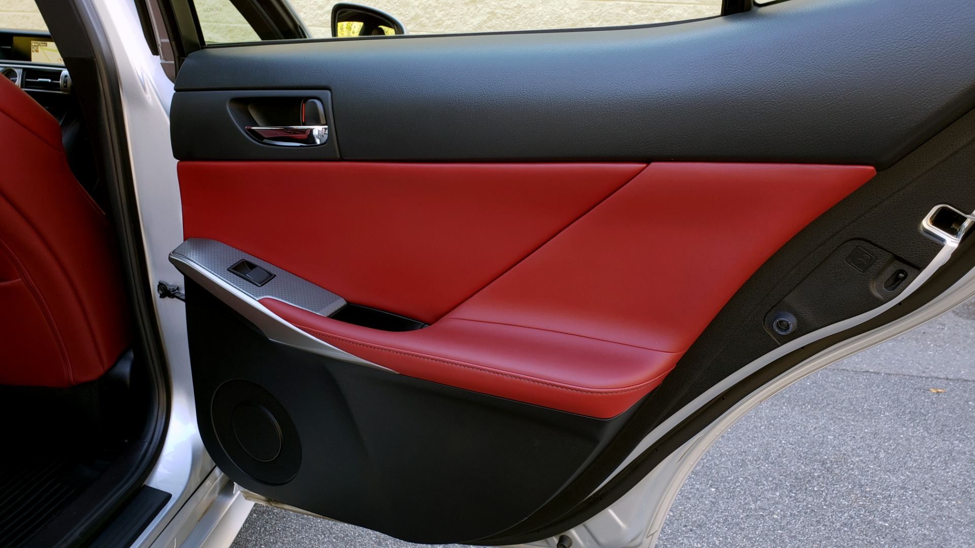 Used 2015 Lexus IS 350 F-SPORT / AWD / NAV / SUNROOF / BSM / REARVIEW for sale Sold at Formula Imports in Charlotte NC 28227 70