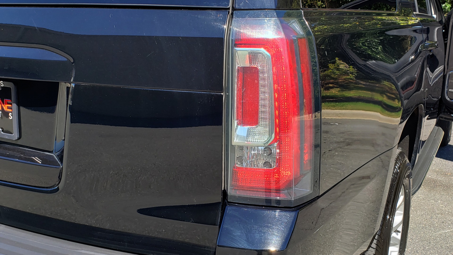 Used 2016 GMC YUKON XL SLT / NAV / BOSE / 3-ROWS - SEATS 8 / REARVIEW for sale Sold at Formula Imports in Charlotte NC 28227 33