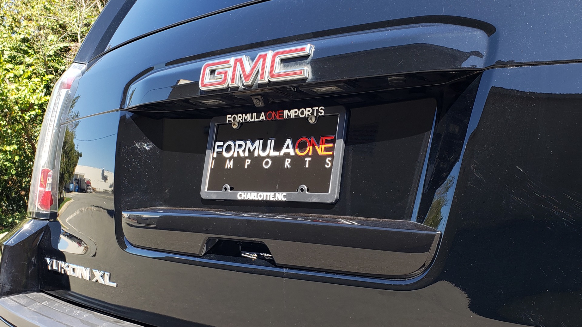 Used 2016 GMC YUKON XL SLT / NAV / BOSE / 3-ROWS - SEATS 8 / REARVIEW for sale Sold at Formula Imports in Charlotte NC 28227 34