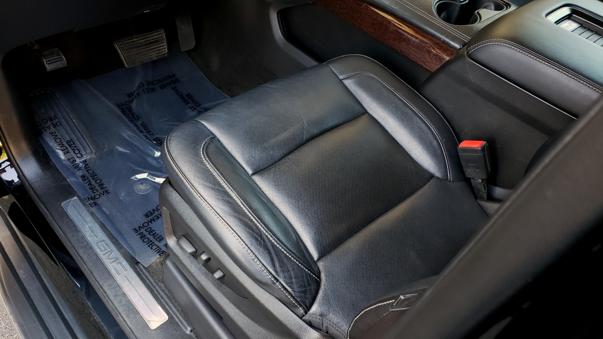 Used 2016 GMC YUKON XL SLT / NAV / BOSE / 3-ROWS - SEATS 8 / REARVIEW for sale Sold at Formula Imports in Charlotte NC 28227 39