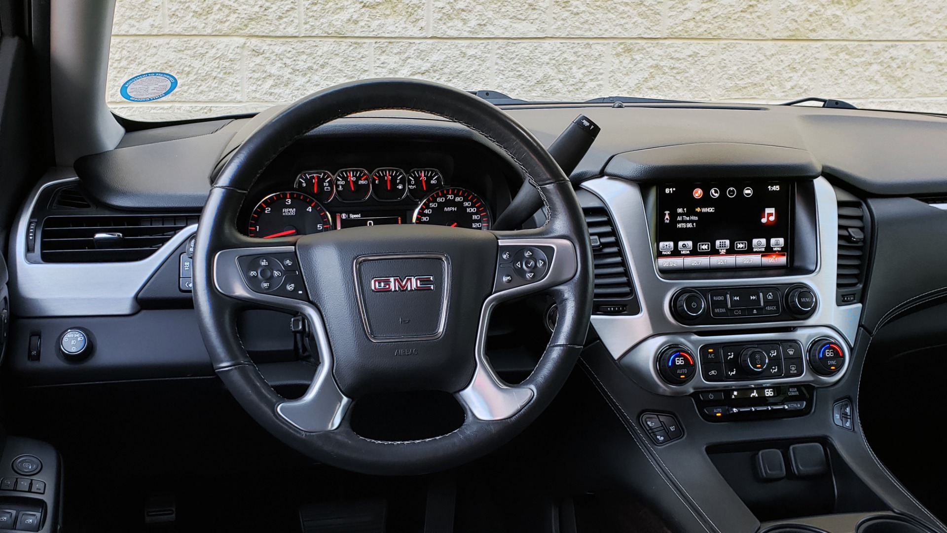 Used 2016 GMC YUKON XL SLT / NAV / BOSE / 3-ROWS - SEATS 8 / REARVIEW for sale Sold at Formula Imports in Charlotte NC 28227 44