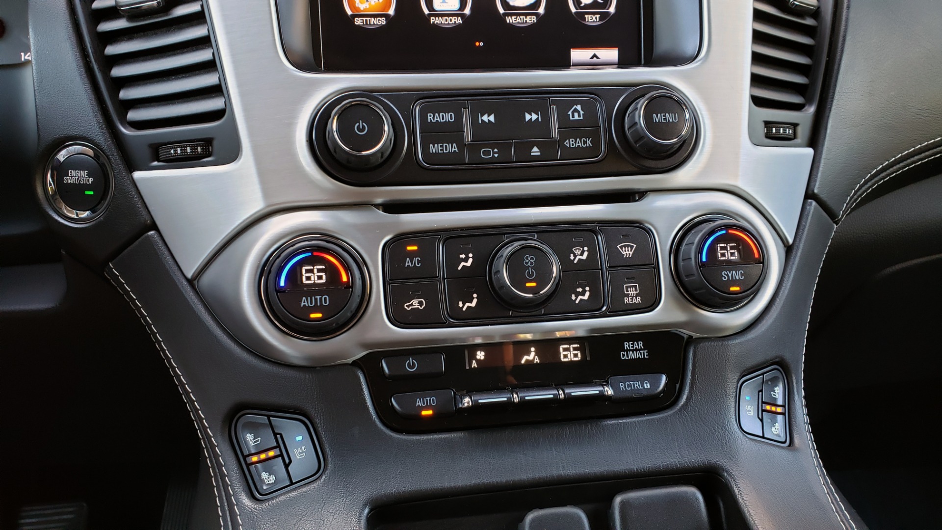 Used 2016 GMC YUKON XL SLT / NAV / BOSE / 3-ROWS - SEATS 8 / REARVIEW for sale Sold at Formula Imports in Charlotte NC 28227 57