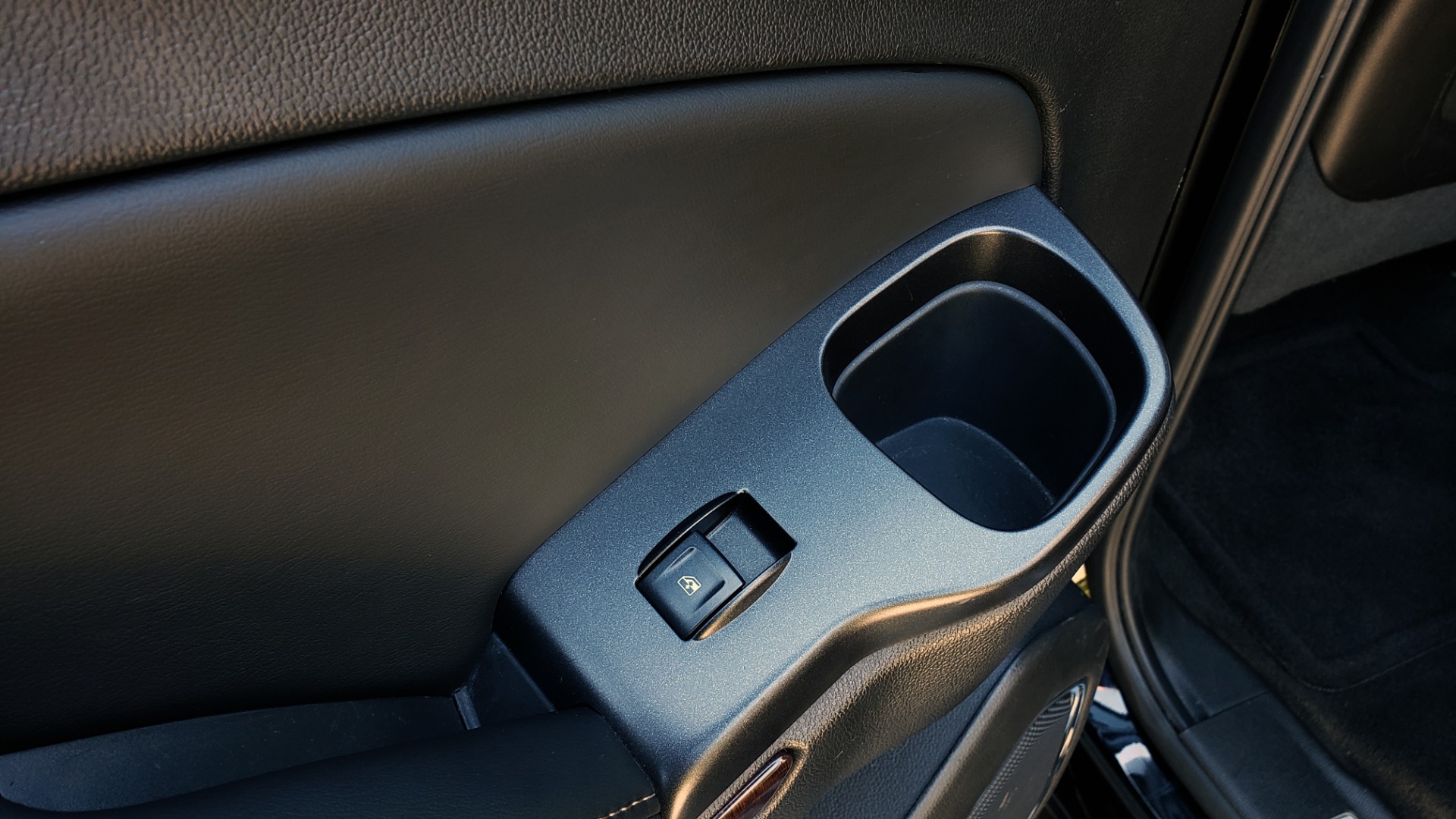 Used 2016 GMC YUKON XL SLT / NAV / BOSE / 3-ROWS - SEATS 8 / REARVIEW for sale Sold at Formula Imports in Charlotte NC 28227 68