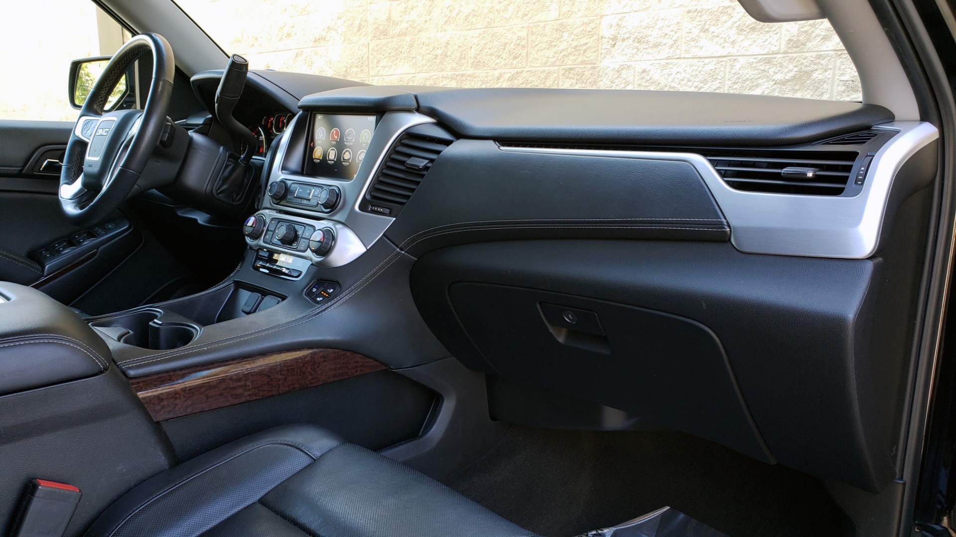 Used 2016 GMC YUKON XL SLT / NAV / BOSE / 3-ROWS - SEATS 8 / REARVIEW for sale Sold at Formula Imports in Charlotte NC 28227 78