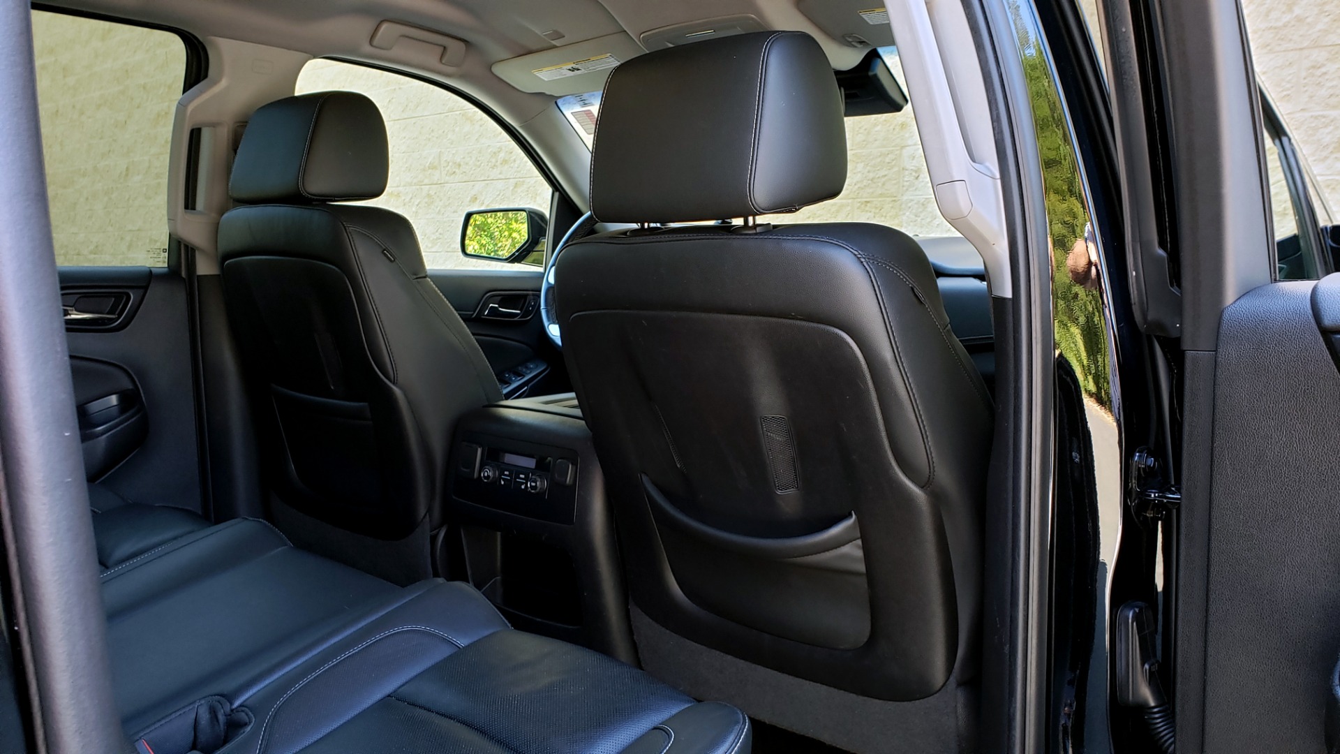 Used 2016 GMC YUKON XL SLT / NAV / BOSE / 3-ROWS - SEATS 8 / REARVIEW for sale Sold at Formula Imports in Charlotte NC 28227 84