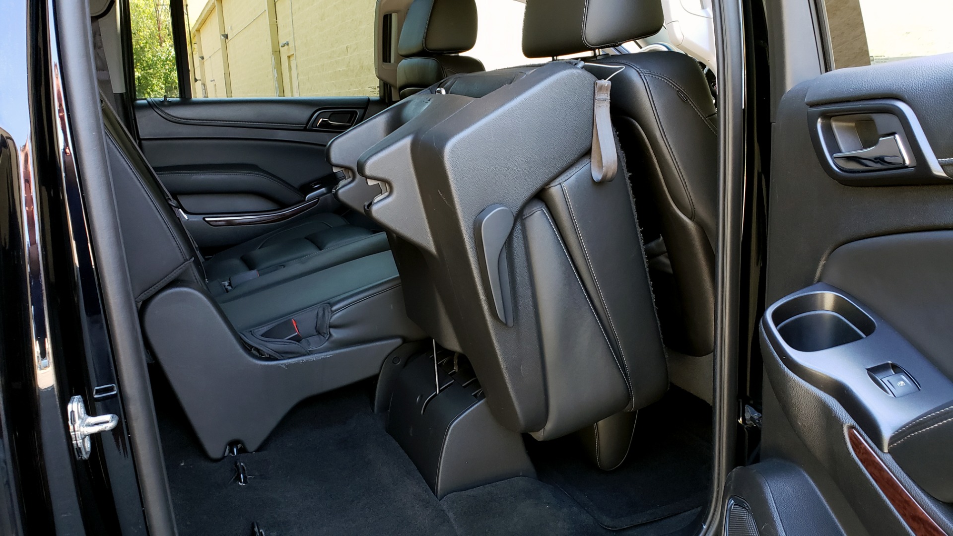 Used 2016 GMC YUKON XL SLT / NAV / BOSE / 3-ROWS - SEATS 8 / REARVIEW for sale Sold at Formula Imports in Charlotte NC 28227 90