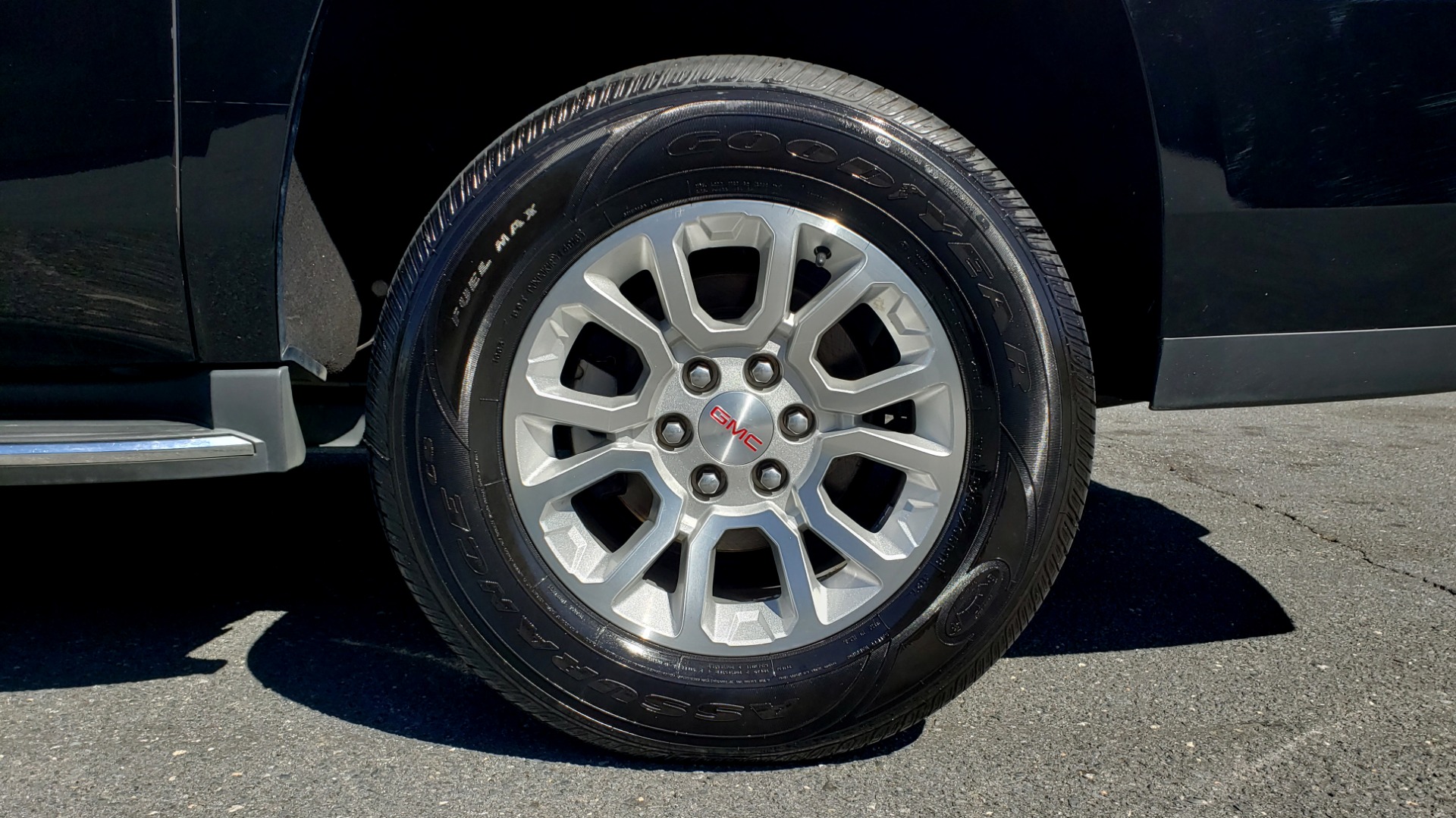 Used 2016 GMC YUKON XL SLT / NAV / BOSE / 3-ROWS - SEATS 8 / REARVIEW for sale Sold at Formula Imports in Charlotte NC 28227 92