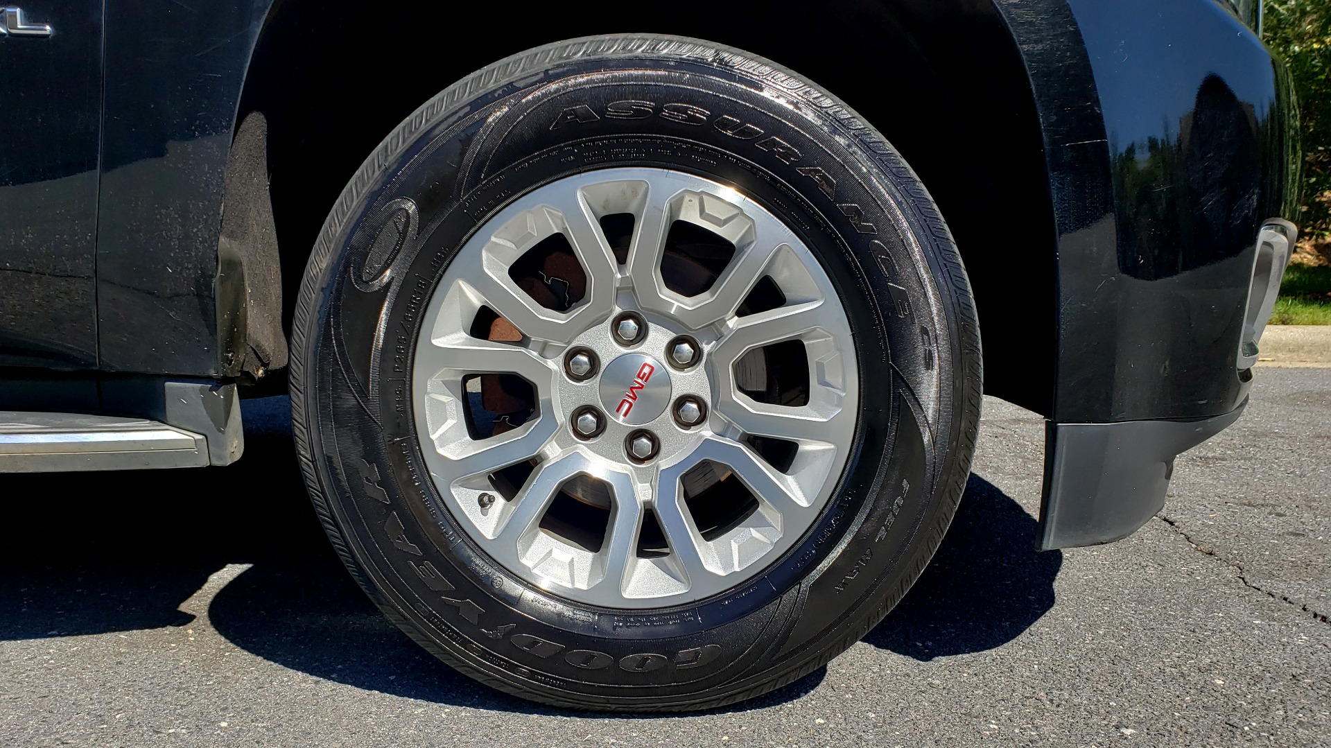 Used 2016 GMC YUKON XL SLT / NAV / BOSE / 3-ROWS - SEATS 8 / REARVIEW for sale Sold at Formula Imports in Charlotte NC 28227 94