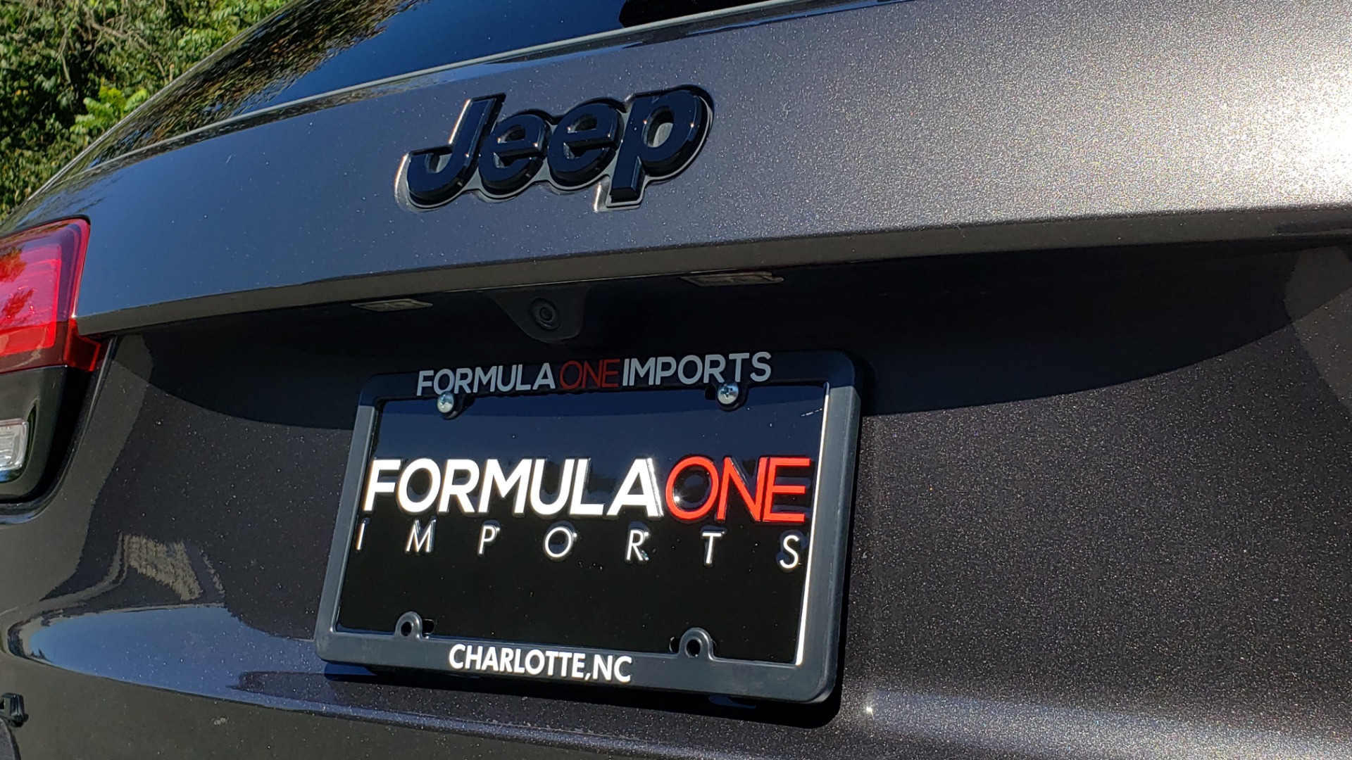 Used 2019 Jeep GRAND CHEROKEE ALTITUDE 4X4 / NAV / WIFI / SUNROOF / REARVIEW for sale Sold at Formula Imports in Charlotte NC 28227 35