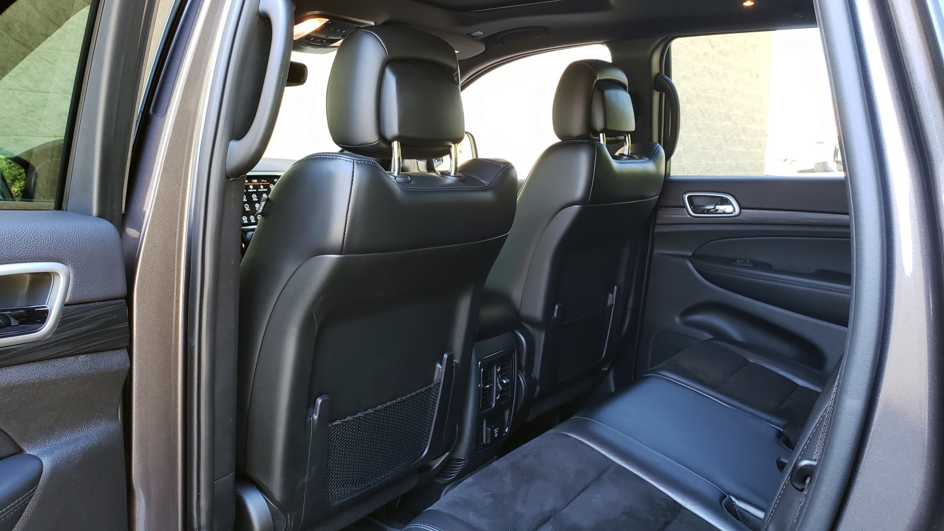 Used 2019 Jeep GRAND CHEROKEE ALTITUDE 4X4 / NAV / WIFI / SUNROOF / REARVIEW for sale Sold at Formula Imports in Charlotte NC 28227 64