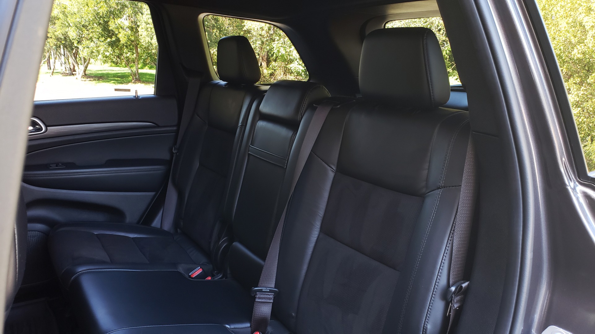 Used 2019 Jeep GRAND CHEROKEE ALTITUDE 4X4 / NAV / WIFI / SUNROOF / REARVIEW for sale Sold at Formula Imports in Charlotte NC 28227 65