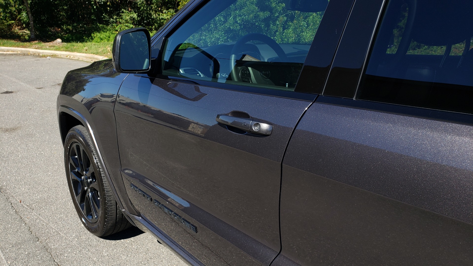 Used 2019 Jeep GRAND CHEROKEE ALTITUDE 4X4 / NAV / WIFI / SUNROOF / REARVIEW for sale Sold at Formula Imports in Charlotte NC 28227 7