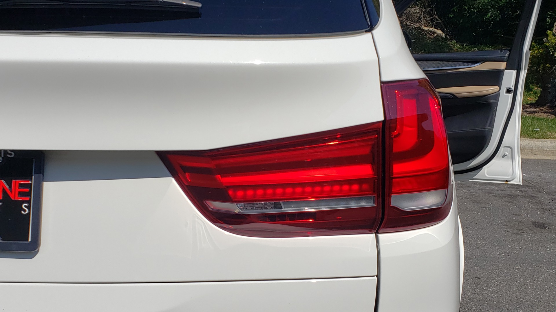 Used 2017 BMW X5 M SPORT / AWD / DRVR ASST / EXEC PKG / B&O SND / NIGHT VIS / PARK ASST for sale Sold at Formula Imports in Charlotte NC 28227 35