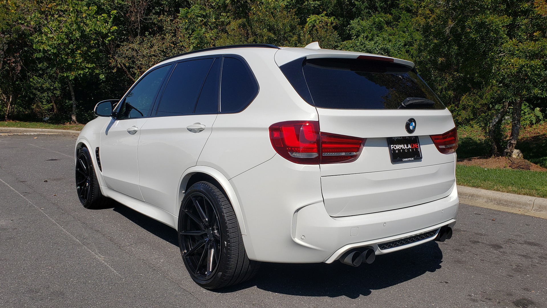 Used 2017 BMW X5 M SPORT / AWD / DRVR ASST / EXEC PKG / B&O SND / NIGHT VIS / PARK ASST for sale Sold at Formula Imports in Charlotte NC 28227 4