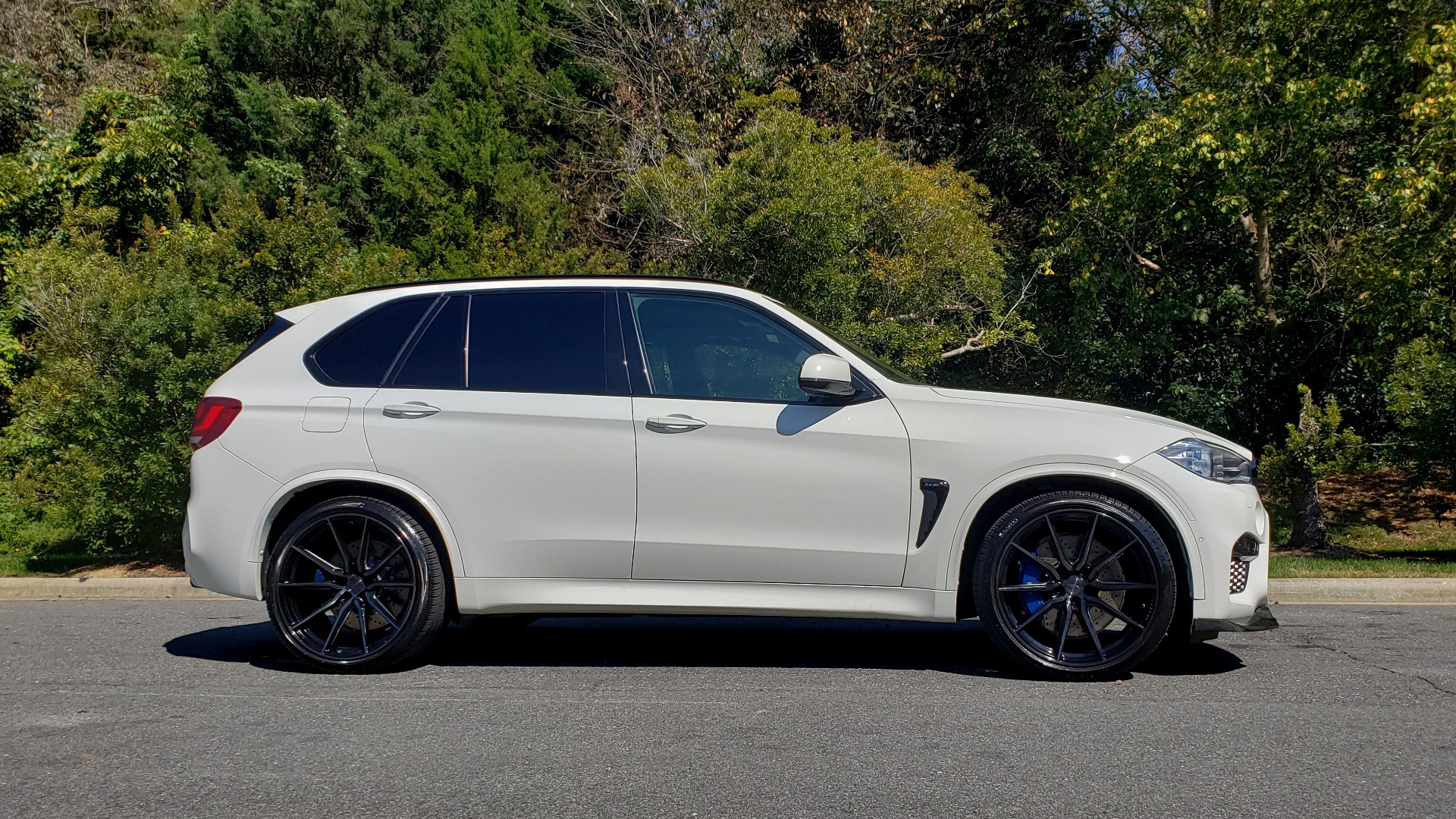 Used 2017 BMW X5 M SPORT / AWD / DRVR ASST / EXEC PKG / B&O SND / NIGHT VIS / PARK ASST for sale Sold at Formula Imports in Charlotte NC 28227 6