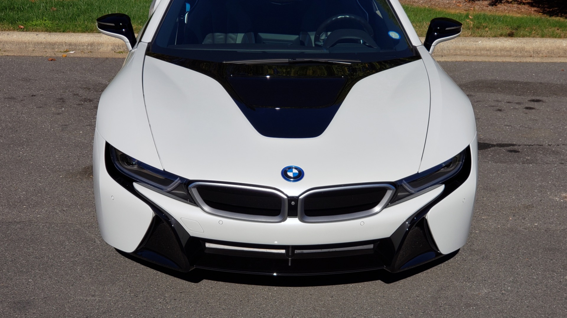 Used 2014 BMW i8 COUPE / TERA WORLD / NAV / CARBON FIBER ROOF / REARVIEW for sale Sold at Formula Imports in Charlotte NC 28227 13