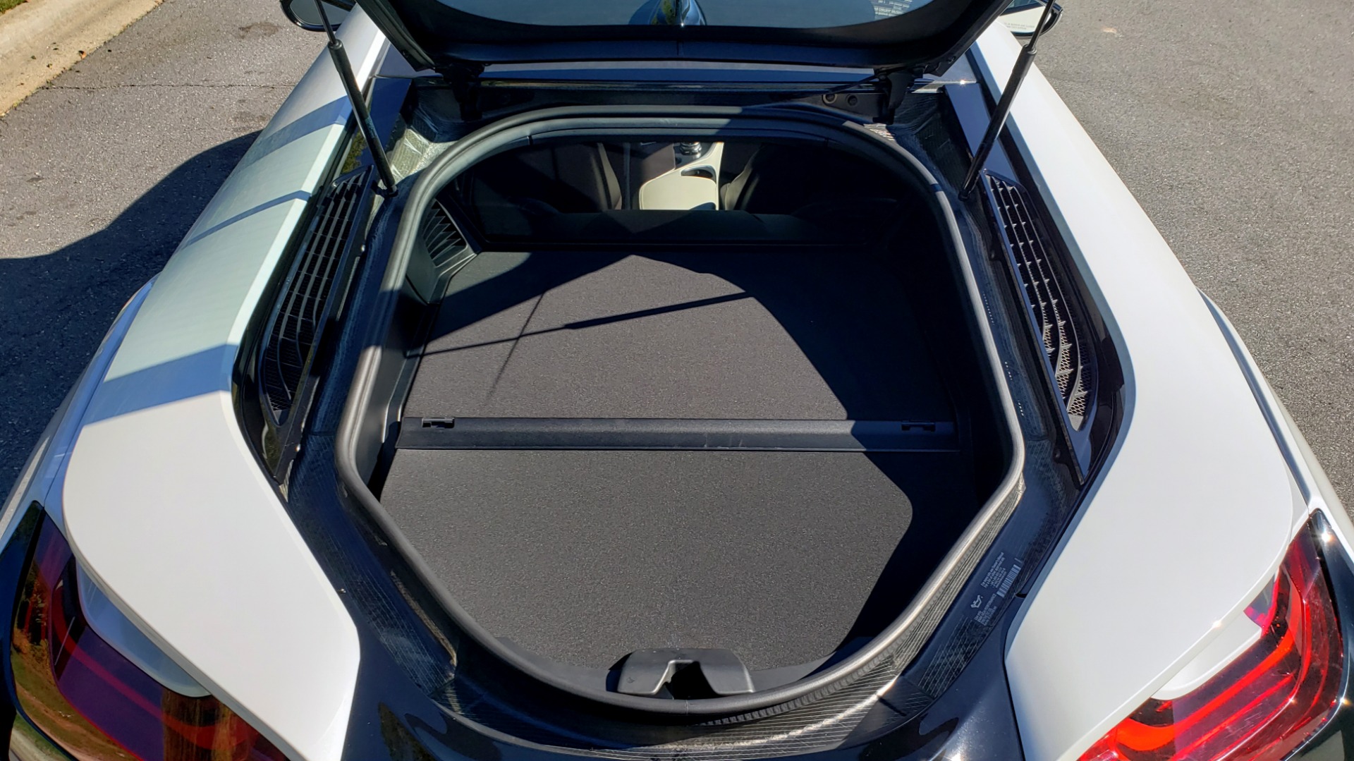 Used 2014 BMW i8 COUPE / TERA WORLD / NAV / CARBON FIBER ROOF / REARVIEW for sale Sold at Formula Imports in Charlotte NC 28227 16