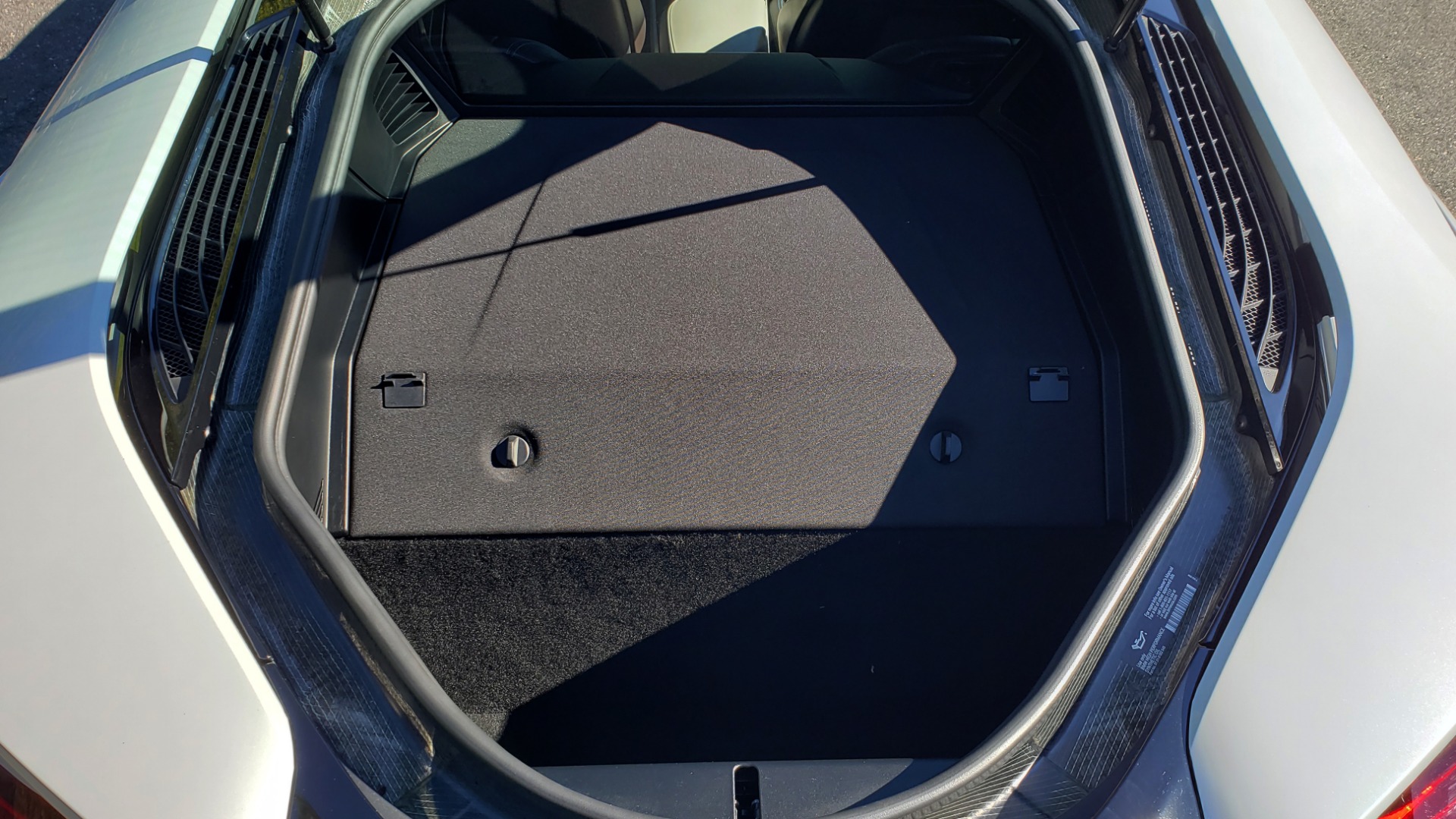 Used 2014 BMW i8 COUPE / TERA WORLD / NAV / CARBON FIBER ROOF / REARVIEW for sale Sold at Formula Imports in Charlotte NC 28227 17