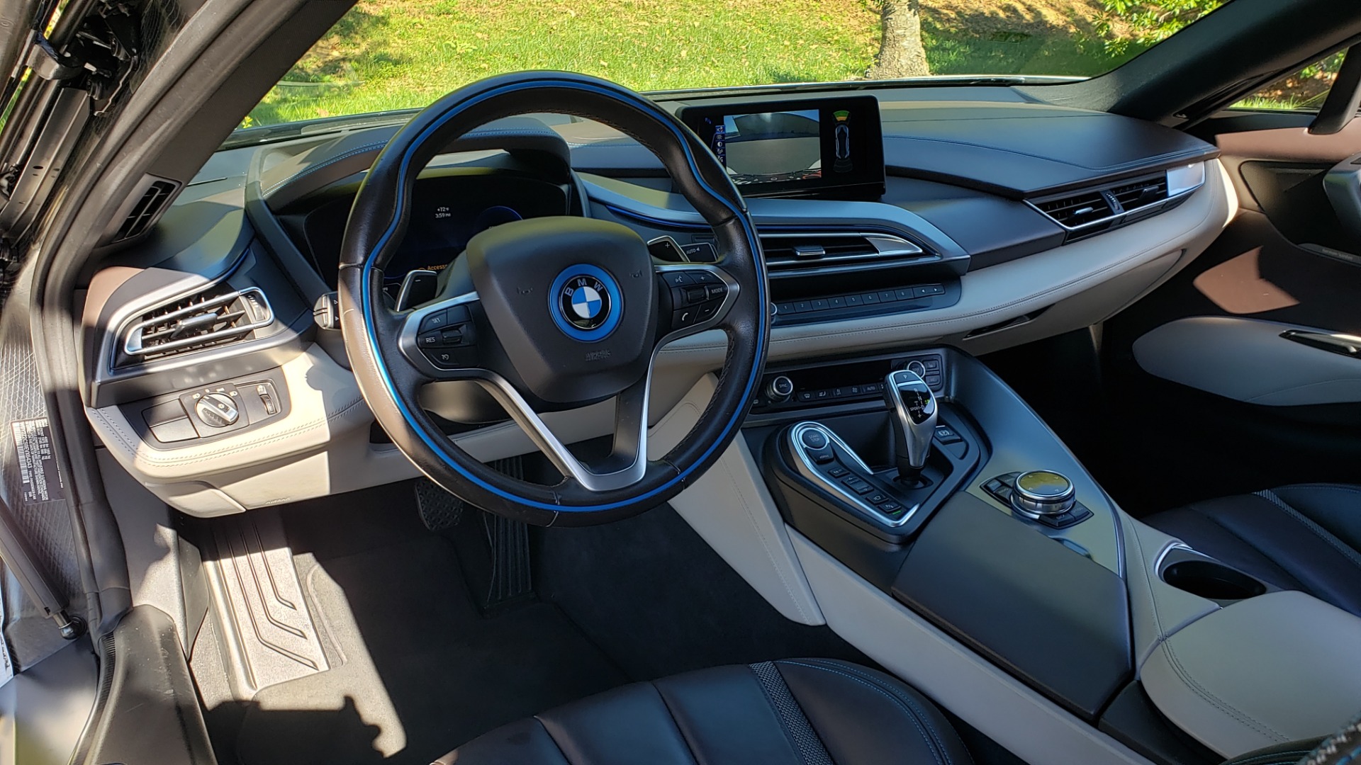 Used 2014 BMW i8 COUPE / TERA WORLD / NAV / CARBON FIBER ROOF / REARVIEW for sale Sold at Formula Imports in Charlotte NC 28227 25