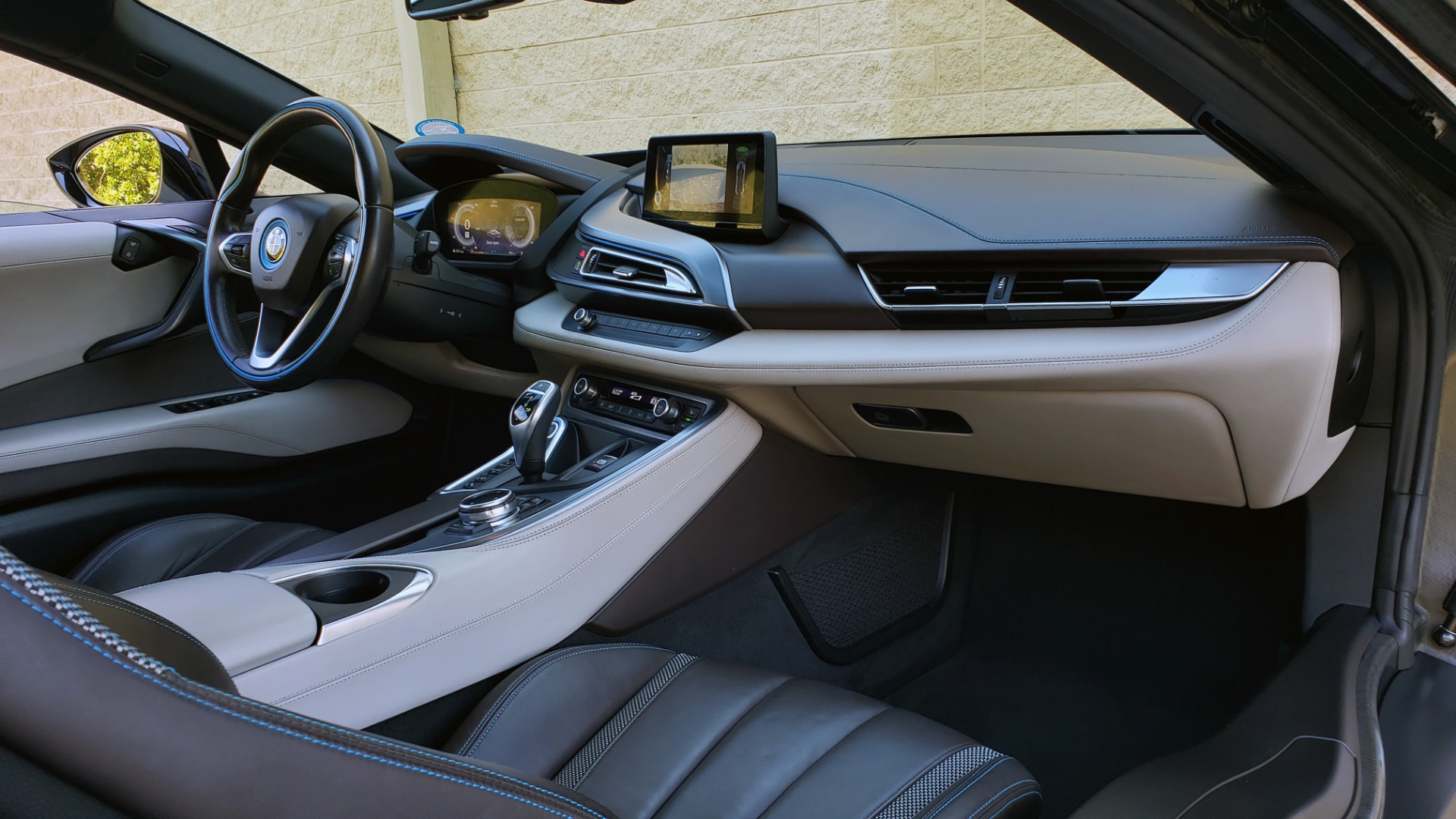Used 2014 BMW i8 COUPE / TERA WORLD / NAV / CARBON FIBER ROOF / REARVIEW for sale Sold at Formula Imports in Charlotte NC 28227 36