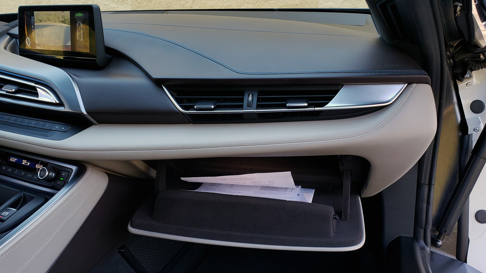Used 2014 BMW i8 COUPE / TERA WORLD / NAV / CARBON FIBER ROOF / REARVIEW for sale Sold at Formula Imports in Charlotte NC 28227 40