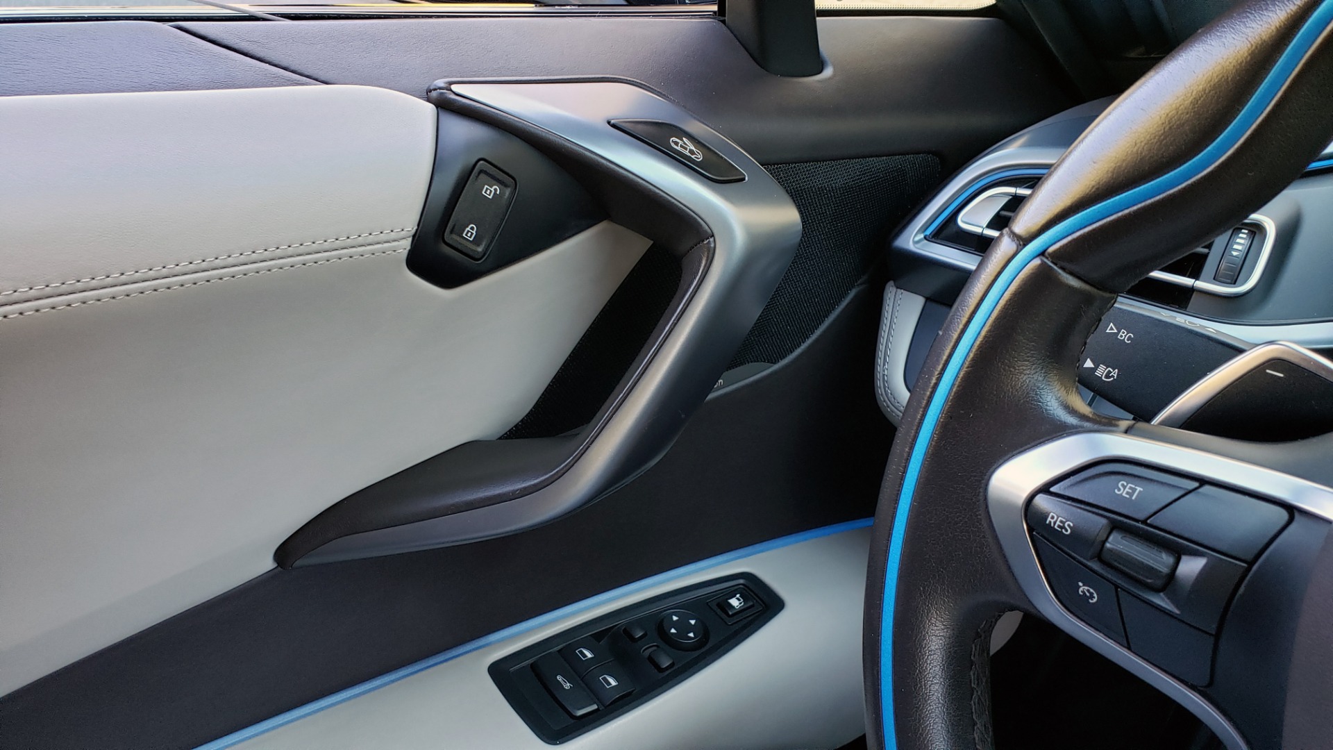 Used 2014 BMW i8 COUPE / TERA WORLD / NAV / CARBON FIBER ROOF / REARVIEW for sale Sold at Formula Imports in Charlotte NC 28227 48