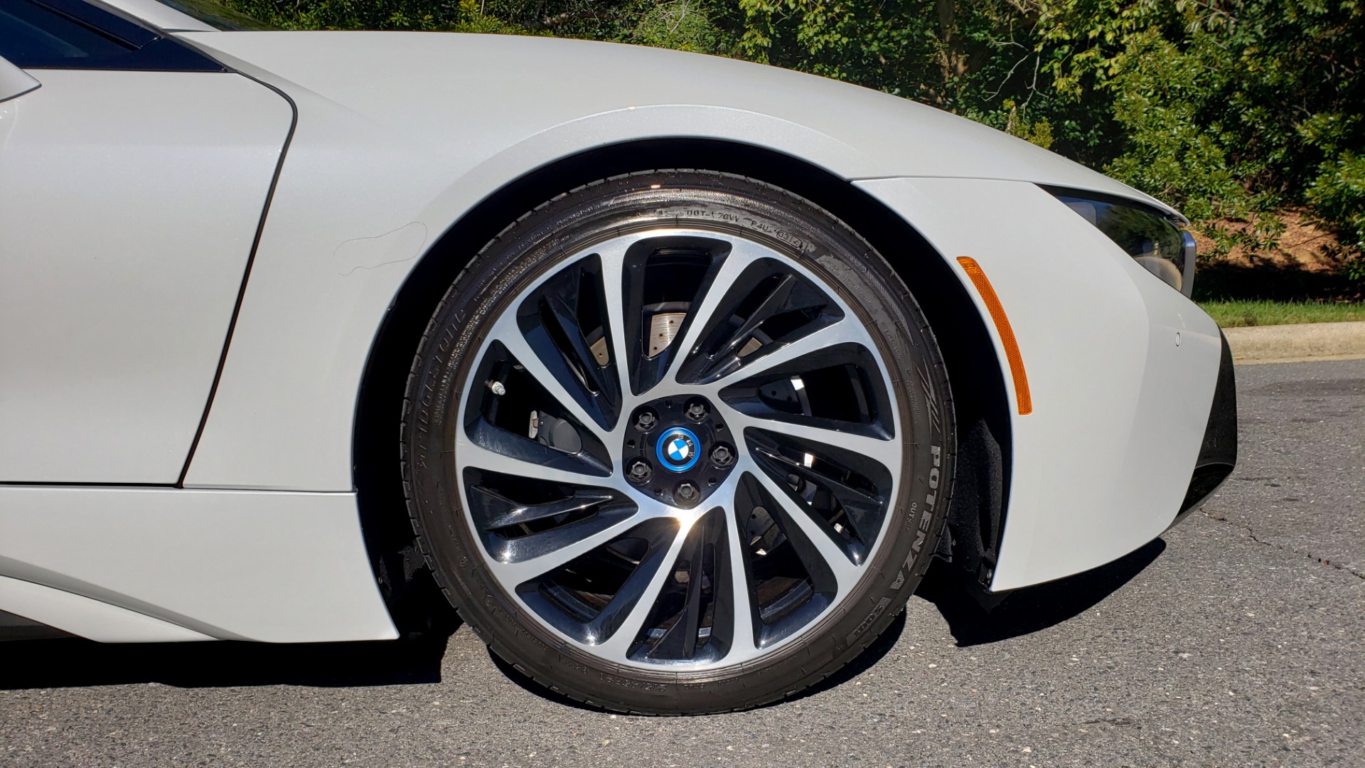 Used 2014 BMW i8 COUPE / TERA WORLD / NAV / CARBON FIBER ROOF / REARVIEW for sale Sold at Formula Imports in Charlotte NC 28227 69