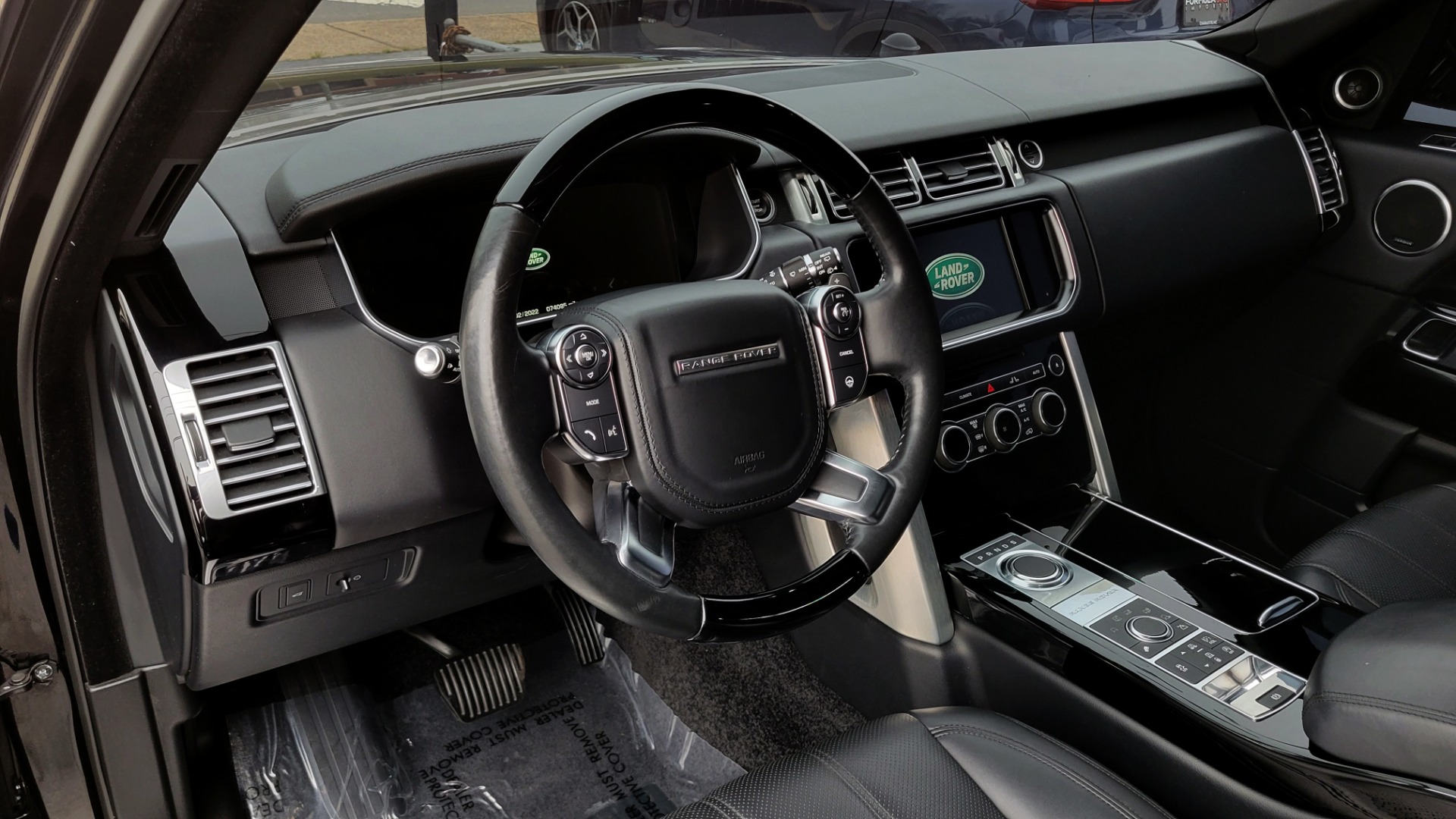 Used 2016 Land Rover Range Rover HSE for sale Sold at Formula Imports in Charlotte NC 28227 16