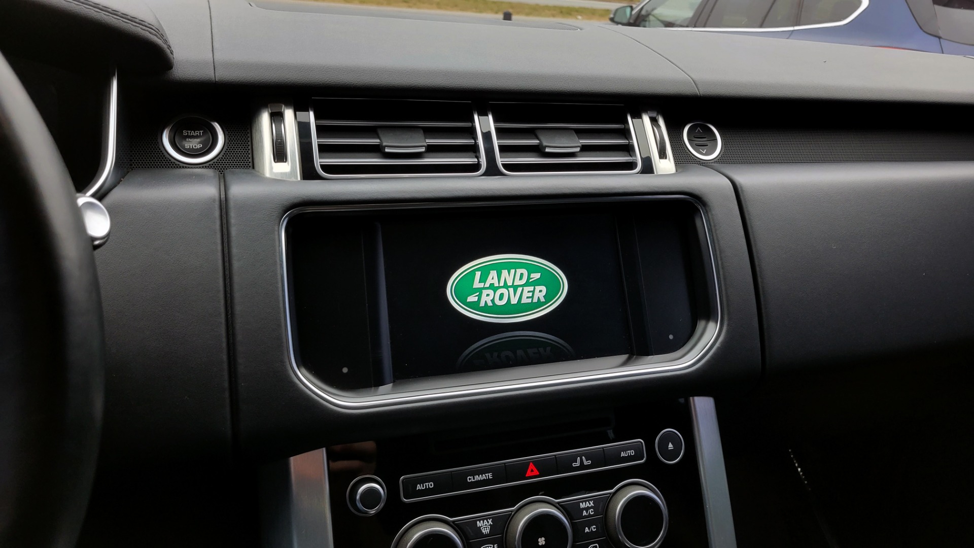Used 2016 Land Rover Range Rover HSE for sale Sold at Formula Imports in Charlotte NC 28227 24