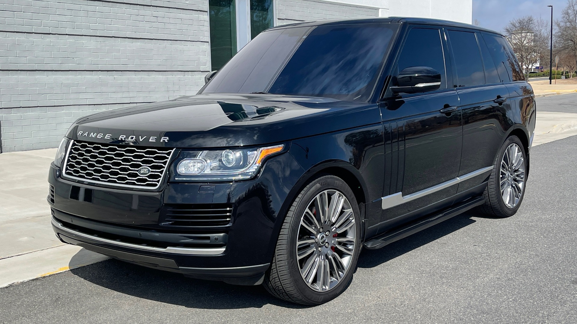 Used 2016 Land Rover Range Rover HSE for sale Sold at Formula Imports in Charlotte NC 28227 4