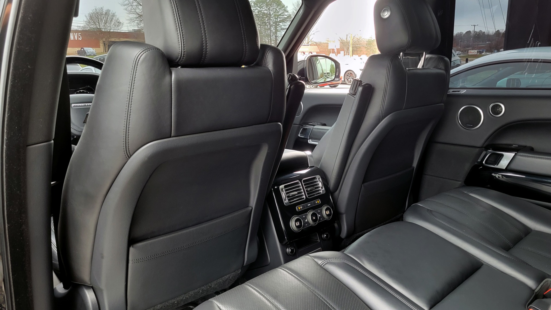 Used 2016 Land Rover Range Rover HSE for sale Sold at Formula Imports in Charlotte NC 28227 43