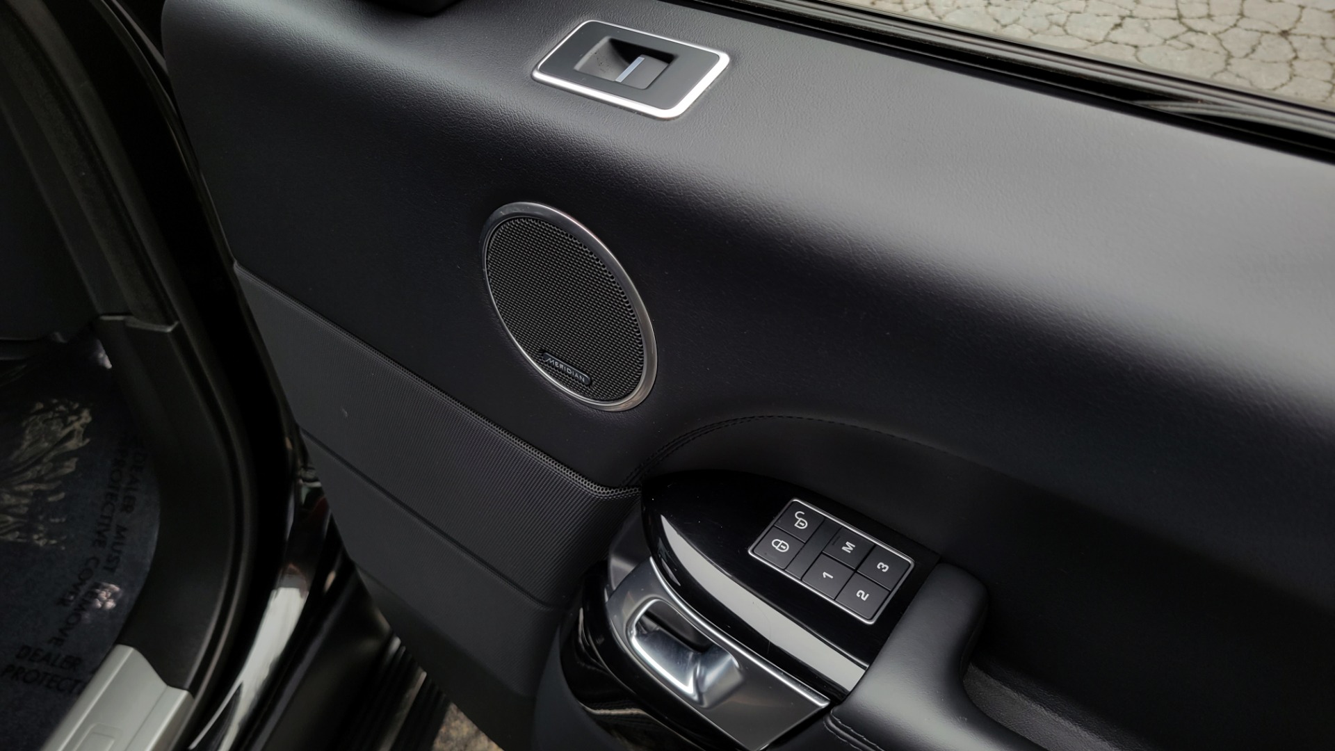 Used 2016 Land Rover Range Rover HSE for sale Sold at Formula Imports in Charlotte NC 28227 48