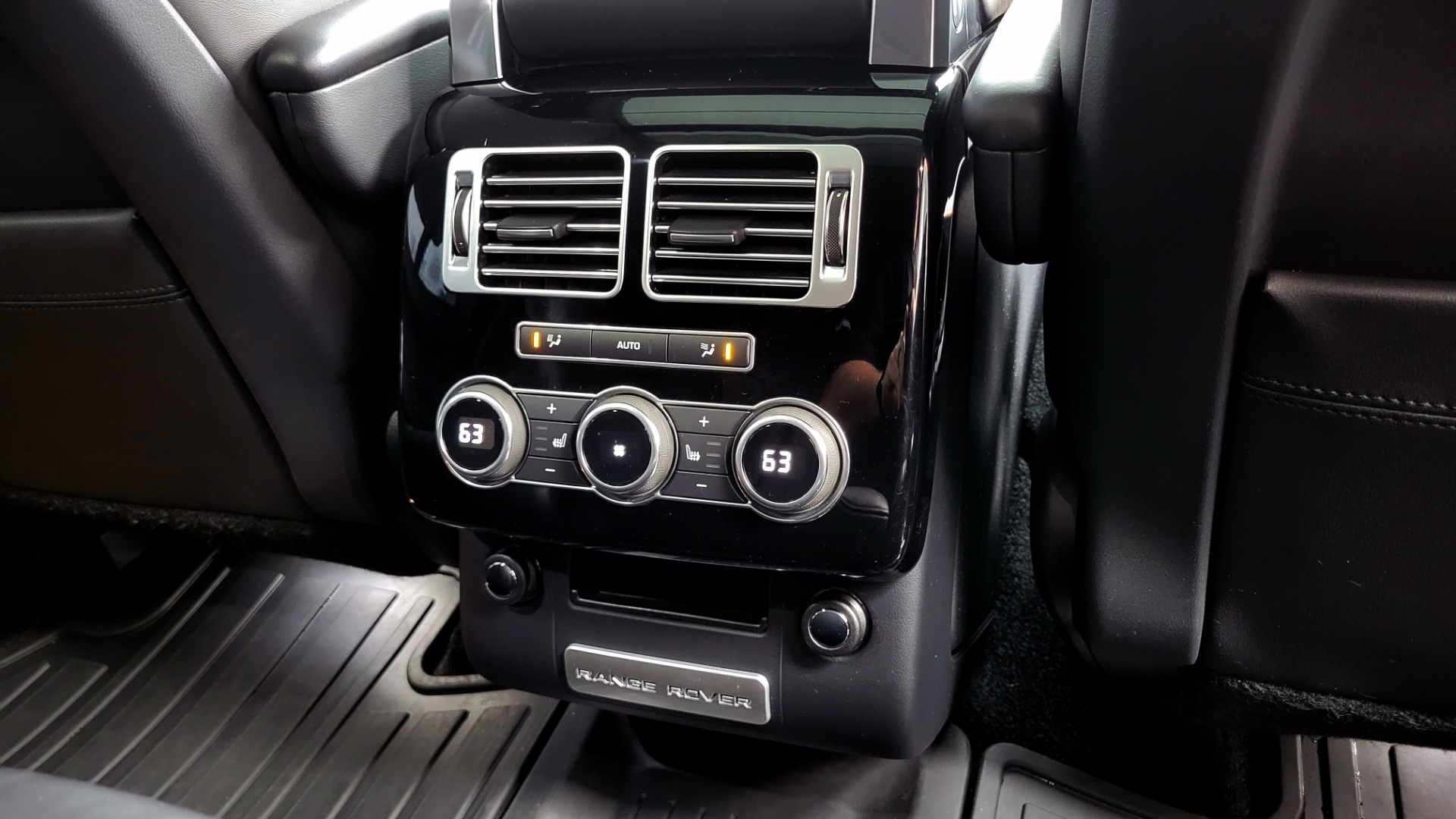 Used 2016 Land Rover Range Rover HSE for sale Sold at Formula Imports in Charlotte NC 28227 59