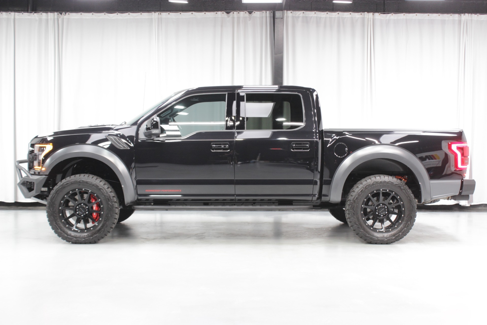 Used 2019 Ford F-150 RAPTOR 4x4 HENNESSY VELOCIRAPTOR VR600 UPGRADE (600HP) for sale Sold at Formula Imports in Charlotte NC 28227 3