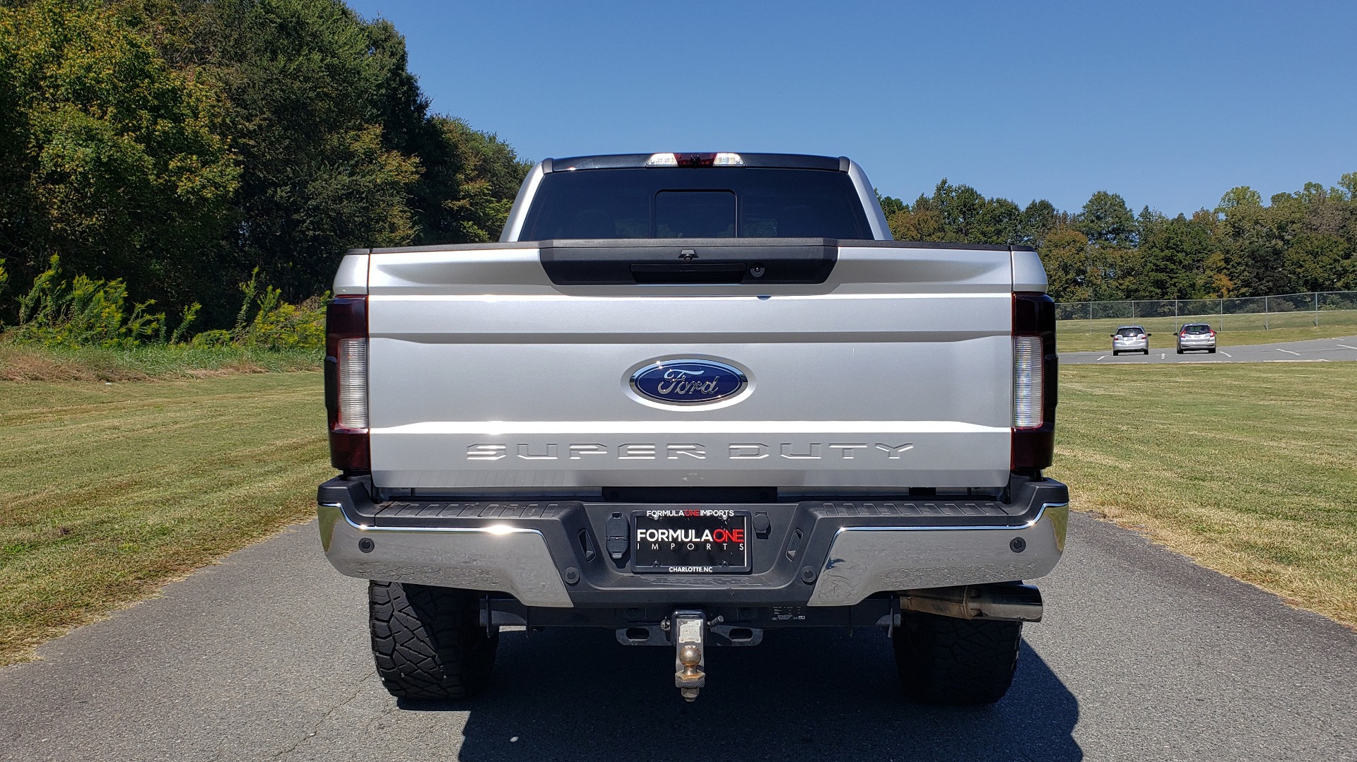 Used 2019 Ford SUPER DUTY F-250 SRW LARIAT 4WD / NAV / PANO-ROOF / B&O SND / REARVIEW / TAILGATE STEP for sale Sold at Formula Imports in Charlotte NC 28227 13