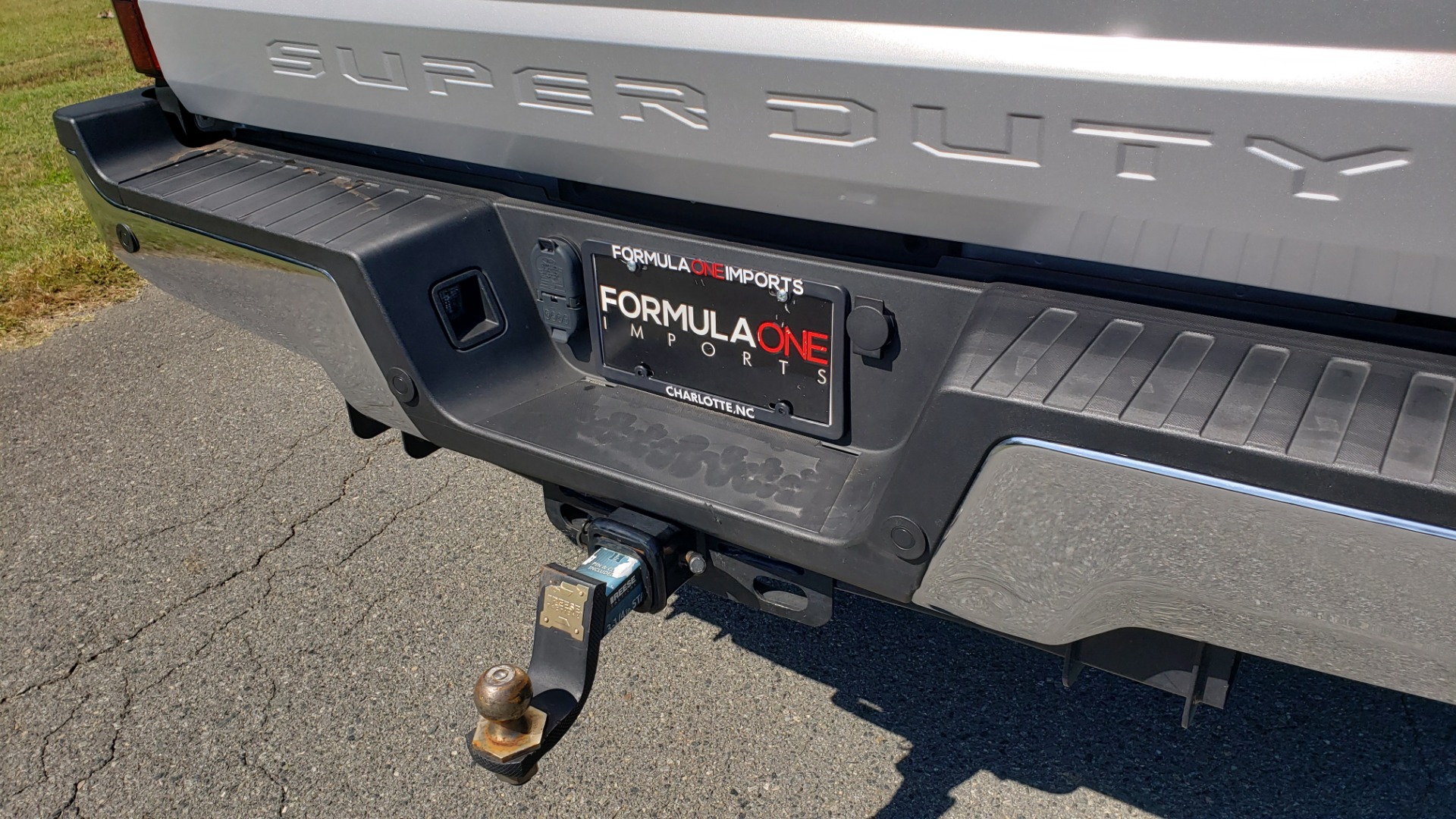 Used 2019 Ford SUPER DUTY F-250 SRW LARIAT 4WD / NAV / PANO-ROOF / B&O SND / REARVIEW / TAILGATE STEP for sale Sold at Formula Imports in Charlotte NC 28227 17